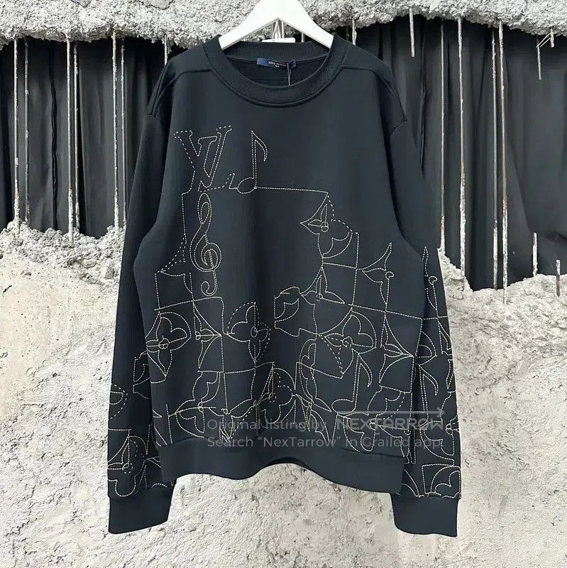 Louis Vuitton Louis Vuitton Men's Black Long Sleeve Sweatshirt . Size US L / EU 52-54 / 3 - 1 Thumbnail