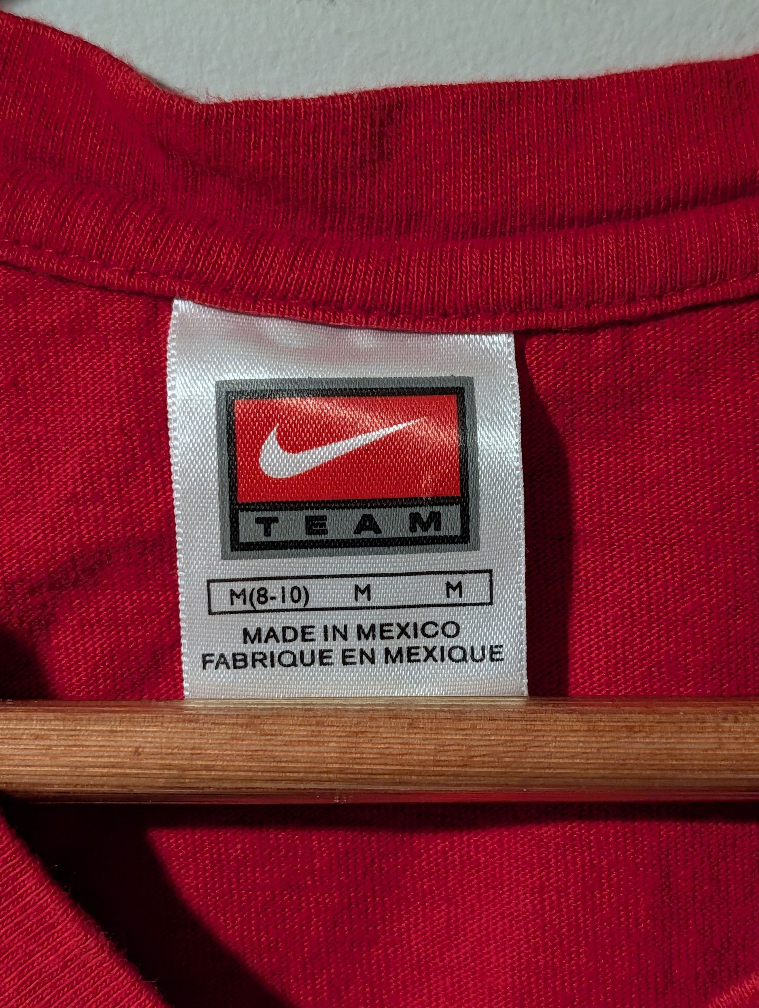 Nike Vintage Y2K University Utah Nike Center Swoosh Woman T-Shirt Size M / US 6-8 / IT 42-44 - 3 Thumbnail