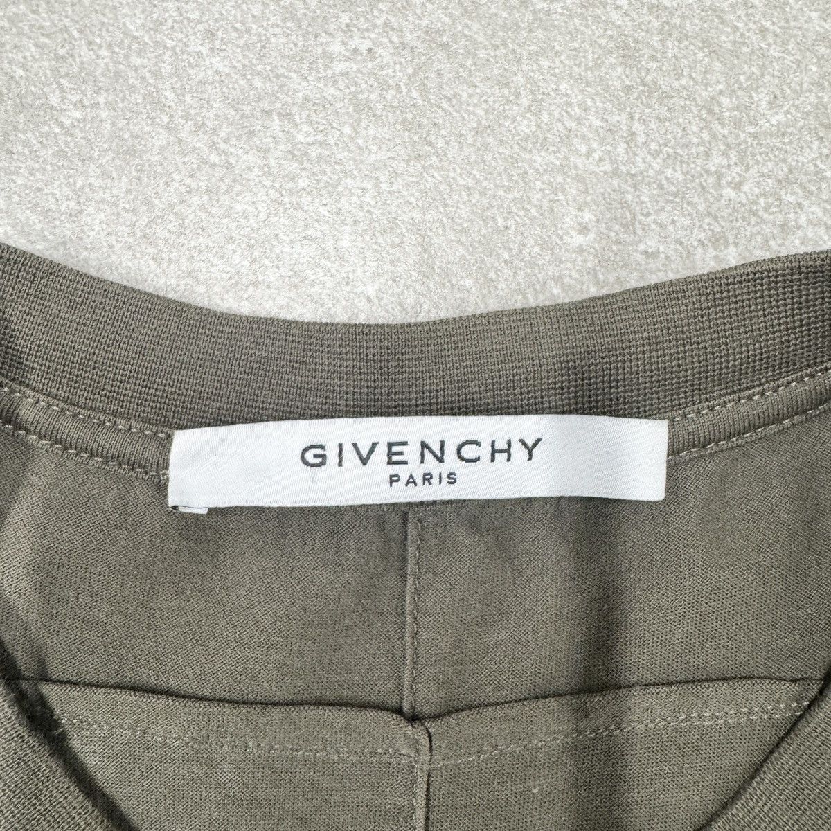 Givenchy Givenchy Leather Patch T-Shirt Green Yellow RRP £280 Size US S / EU 44-46 / 1 - 4 Thumbnail