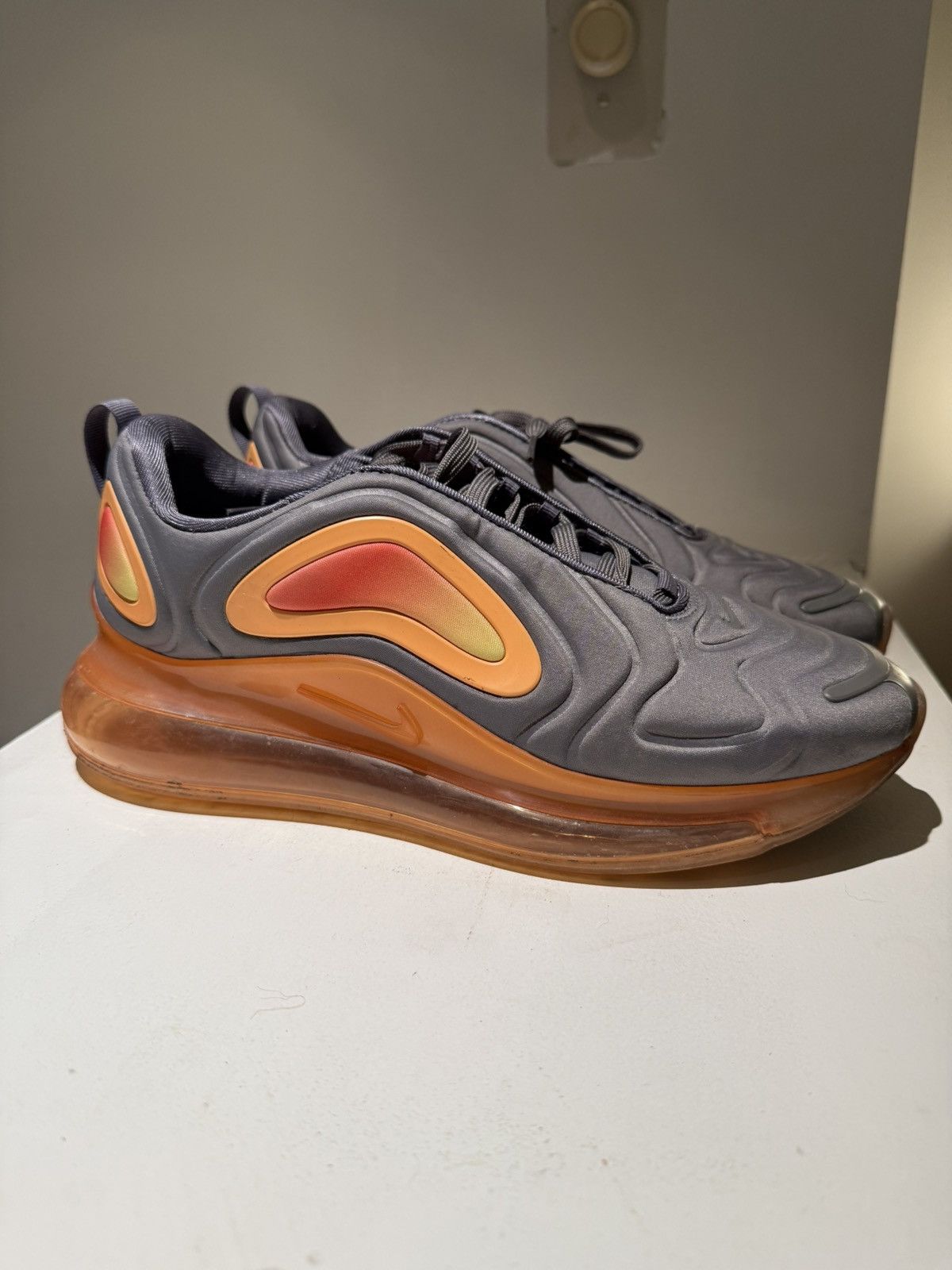 Nike Airmax 720 Fuel Orange