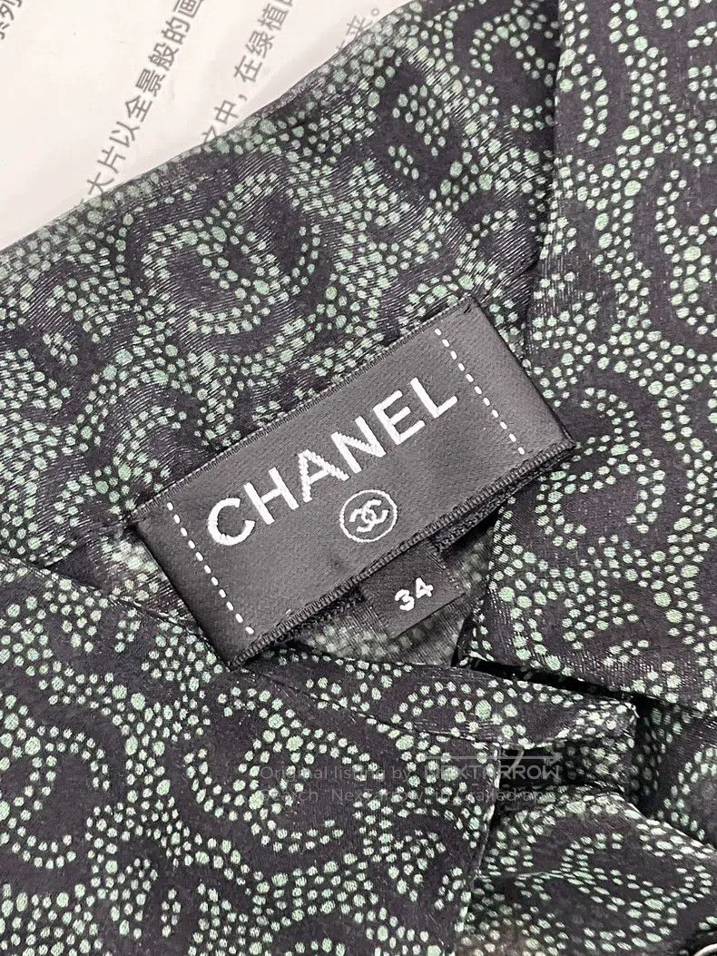 Chanel Chanel Dark green full logo full C silk shirt long sleeves Size XXS / US 00 / IT 34 - 4 Thumbnail