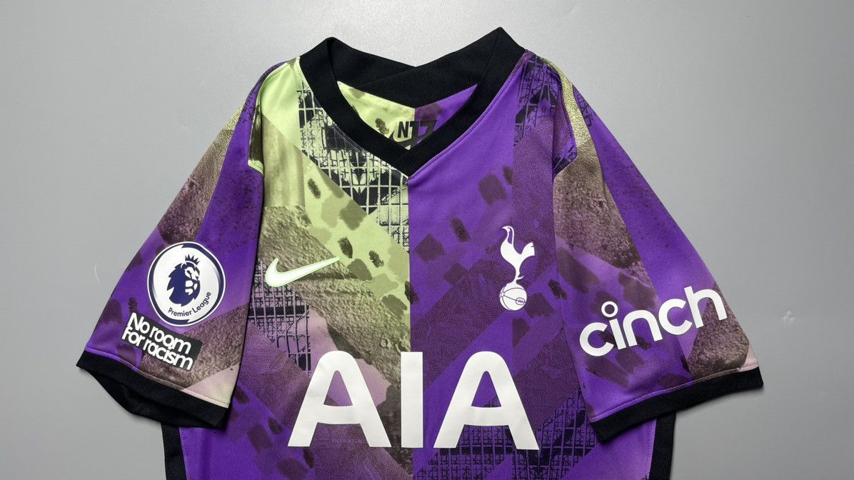 Nike TOTTENHAM NIKE 2021/2022 FOOTBALL THIRD JERSEY #7 SON Size US M / EU 48-50 / 2 - 3 Thumbnail