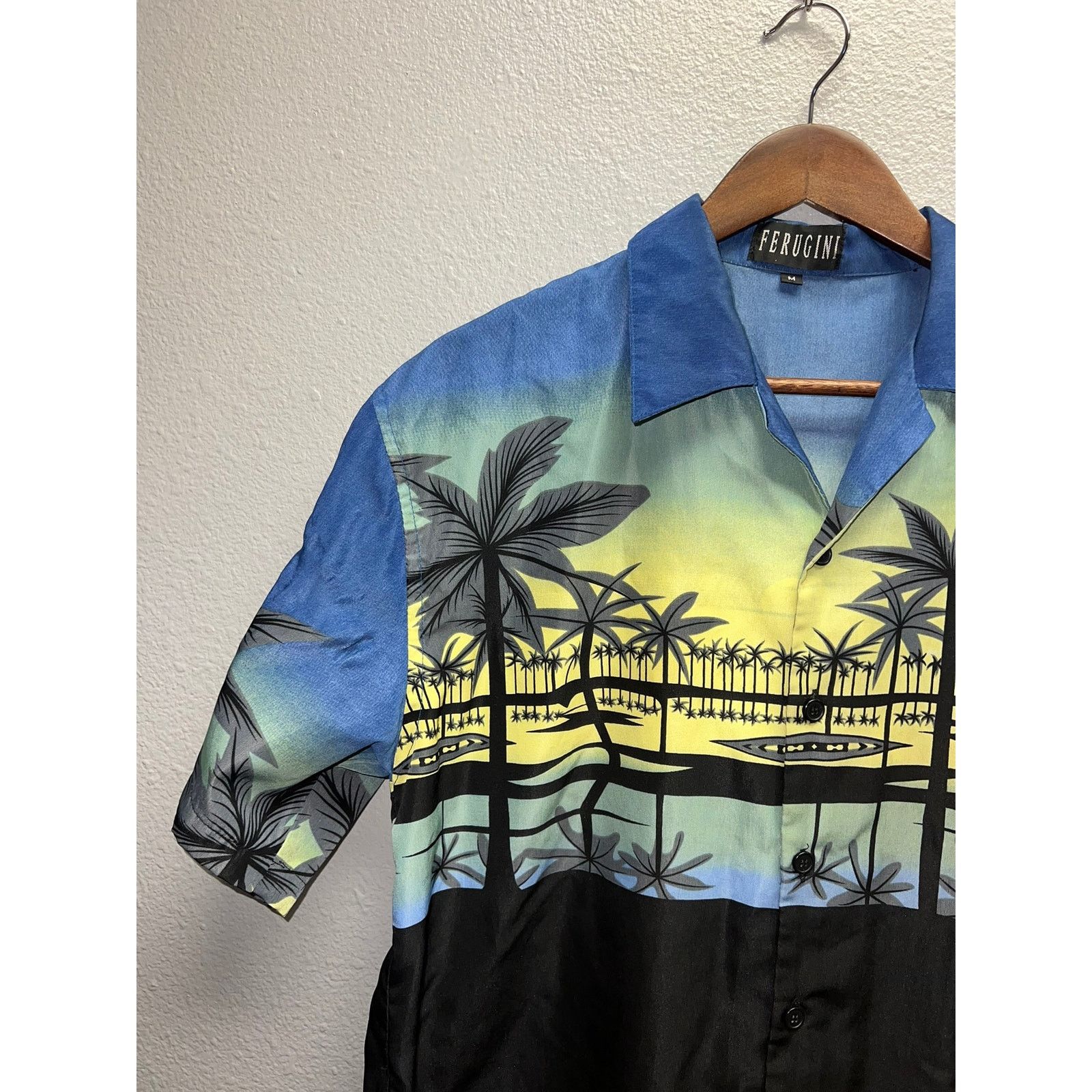 Vintage Vintage Ferugini Button Down Shirt Hawaii Hawaiian Medium Size US M / EU 48-50 / 2 - 3 Thumbnail