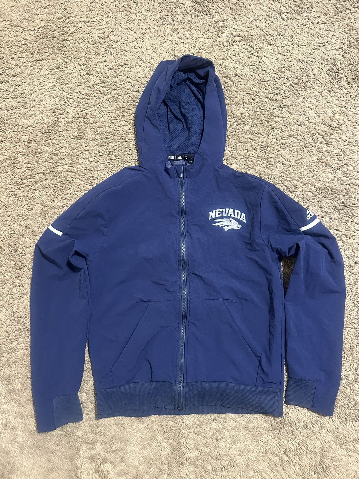 Adidas × NCAA × Vintage Vintage Women’s University of Nevada jacket size small Size S / US 4 / IT 40 - 5 Thumbnail