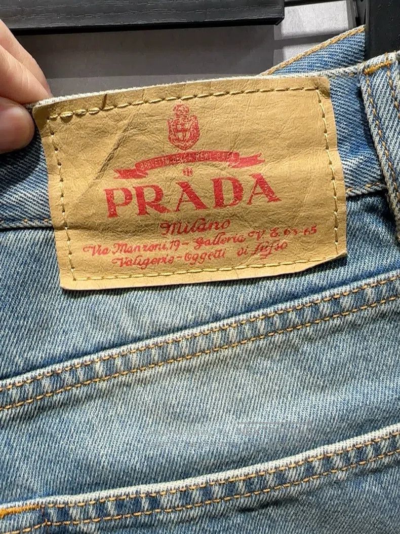Prada Prada Pocket Logo Denim Shorts Size 30" / US 8 / IT 44 - 7 Thumbnail