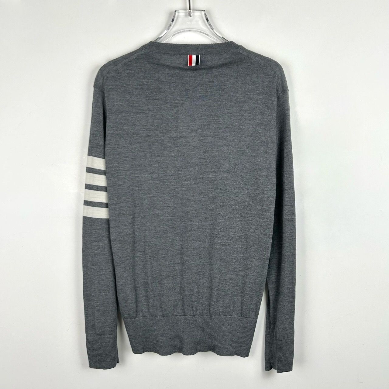 Thom Browne Thom Browne Classic Four-Stripe Grey Round Neck Wool Knitted Size US M / EU 48-50 / 2 - 7 Thumbnail