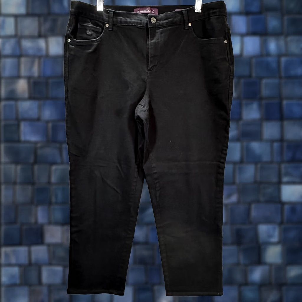 Gloria Vanderbilt Gloria Vanderbilt Jeans Womens 16W Short Amanda Black Cotton Stretch Pockets Denim Straight 5-Pocket Zipper Vintage No Size 38" / US 16 / IT 52 - 1 Thumbnail