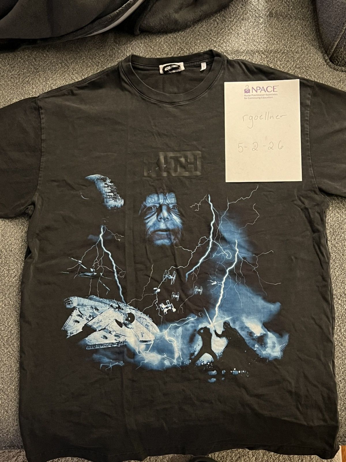 Kith × Star Wars Kith Star Wars Empire Strikes Back Tee Size US S / EU 44-46 / 1 - 1 Thumbnail