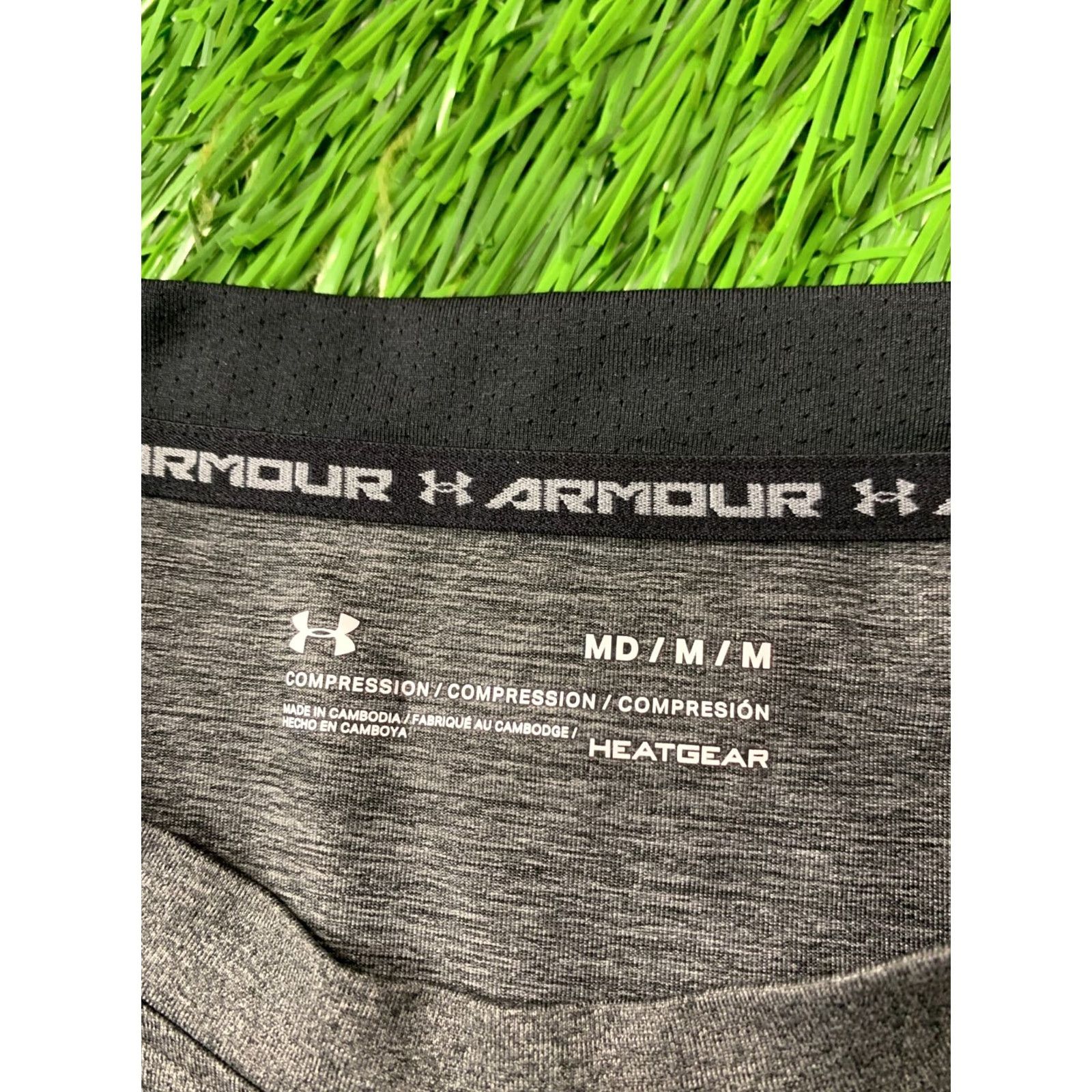 Under Armour Under Armour MEN Training HeatGear Vest Shirt Jersey M Medium Gray and Black Sleeveless Crew Neck Base Layers Sports Mens Size US M / EU 48-50 / 2 - 5 Thumbnail