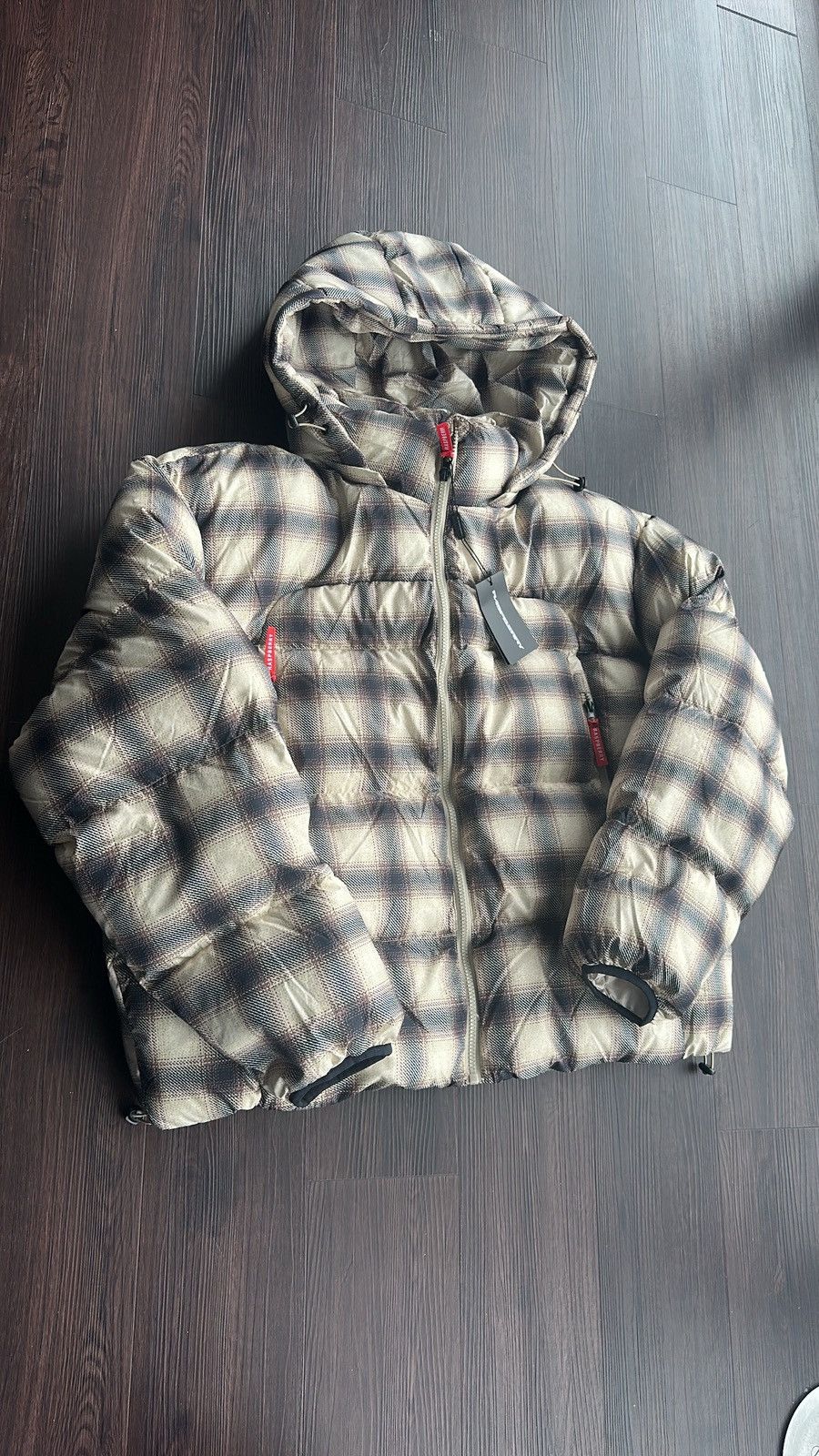 The GV Gallery GV Gallery Raspberry Hills Plaid Puffer Jacket Size US M / EU 48-50 / 2 - 3 Thumbnail