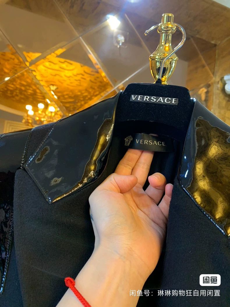 Versace Versace Wool and cashmere patchwork coat coat Size M / US 6-8 / IT 42-44 - 6 Thumbnail