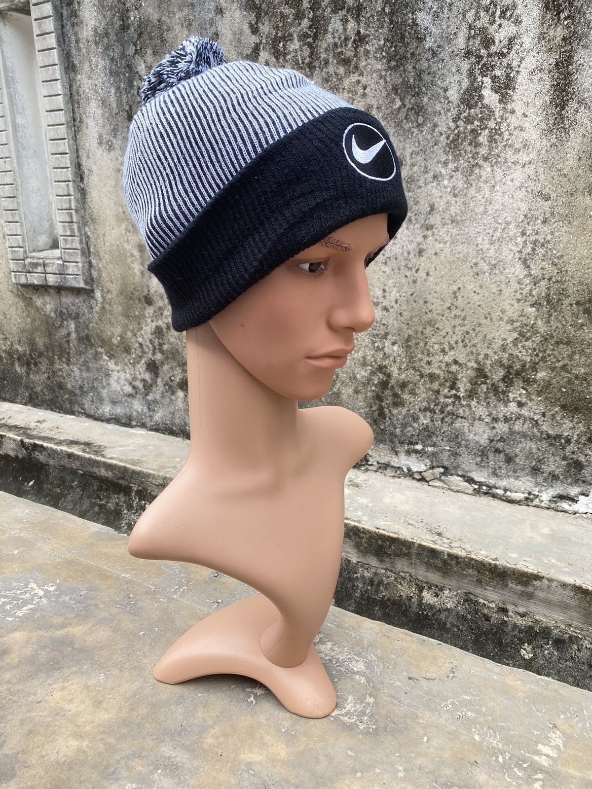 Nike Vintage Nike Beanie Hat Size ONE SIZE - 2 Thumbnail