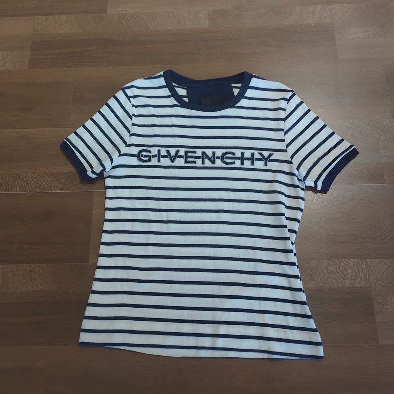 Givenchy Givenchy Striped short-sleeved top, size M, chest 45, leng Size US M / EU 48-50 / 2 - 1 Thumbnail