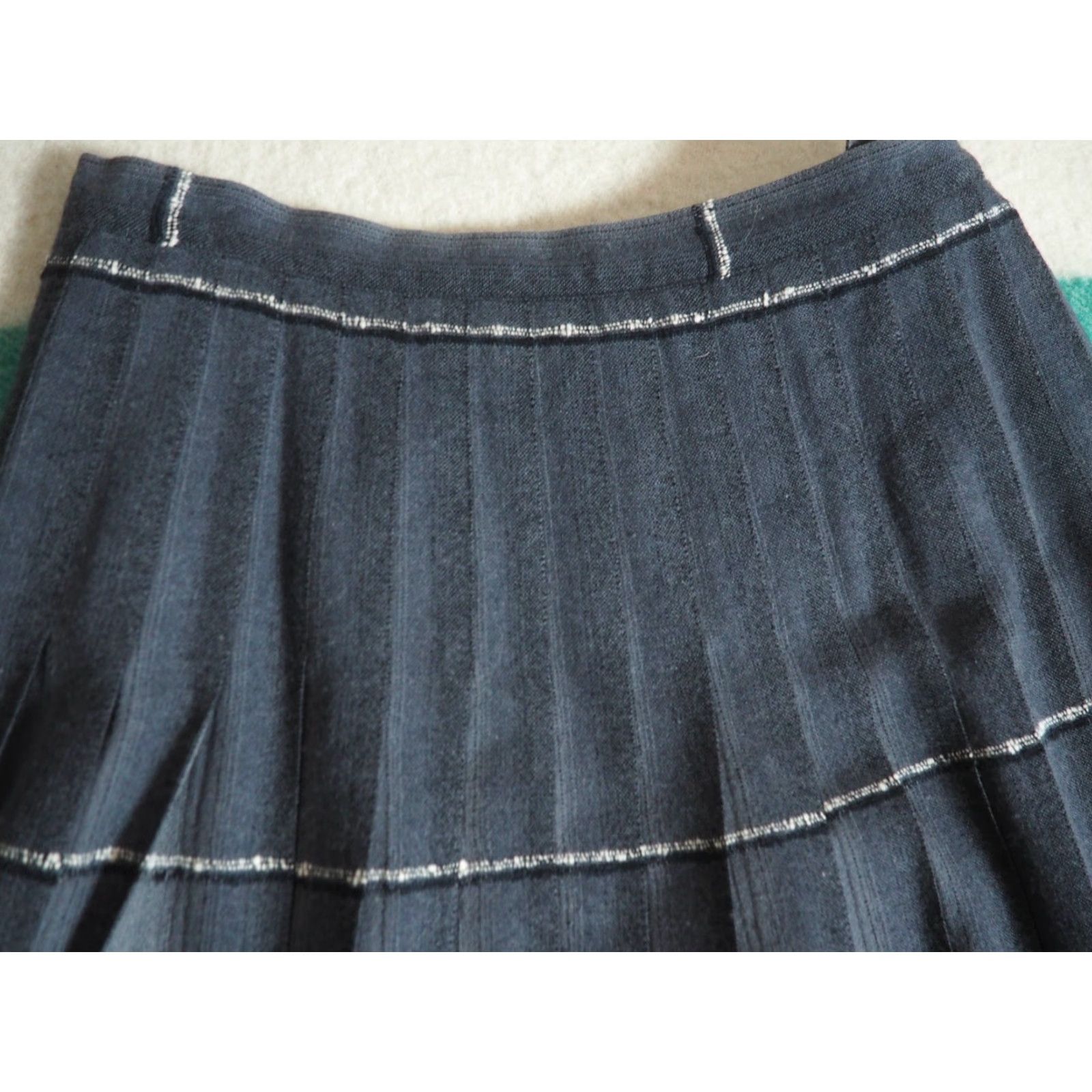 Pendleton VTG 50s 60s Pendleton Turnabout Dark Gray Boho Goth Wool Plaid Skirt 27W Womens Size 27" / US 4 / IT 40 - 4 Thumbnail