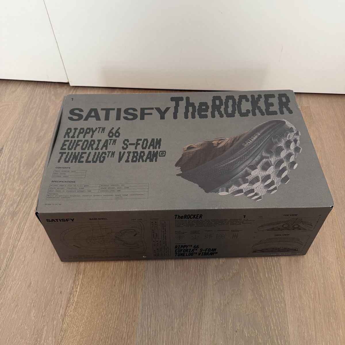 Satisfy Satisfy Running TheROCKER ‘Grenoble Green’ Size US 13 / EU 46 - 8 Thumbnail