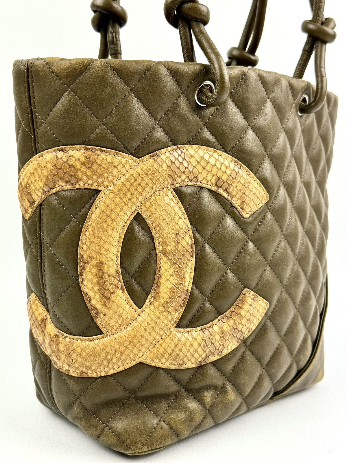 Chanel Chanel - 04 - Army Green - Trashed - Mini - Python - Cambon Size ONE SIZE - 3 Thumbnail