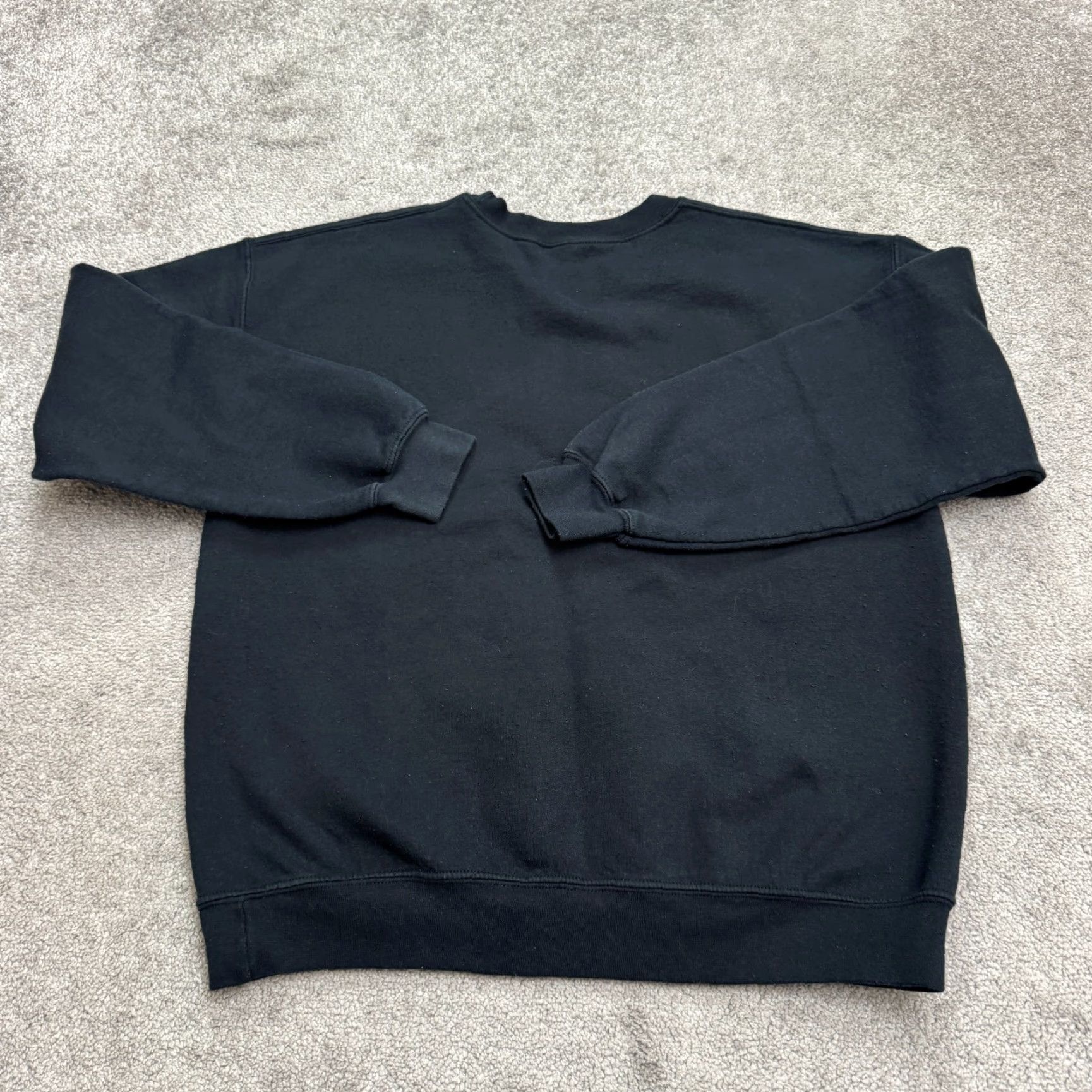 Vintage Attack On Titan Graphic Pullover Sweatshirt Mens Large Black Eren Mikasa Anime Shirt Size US L / EU 52-54 / 3 - 2 Thumbnail