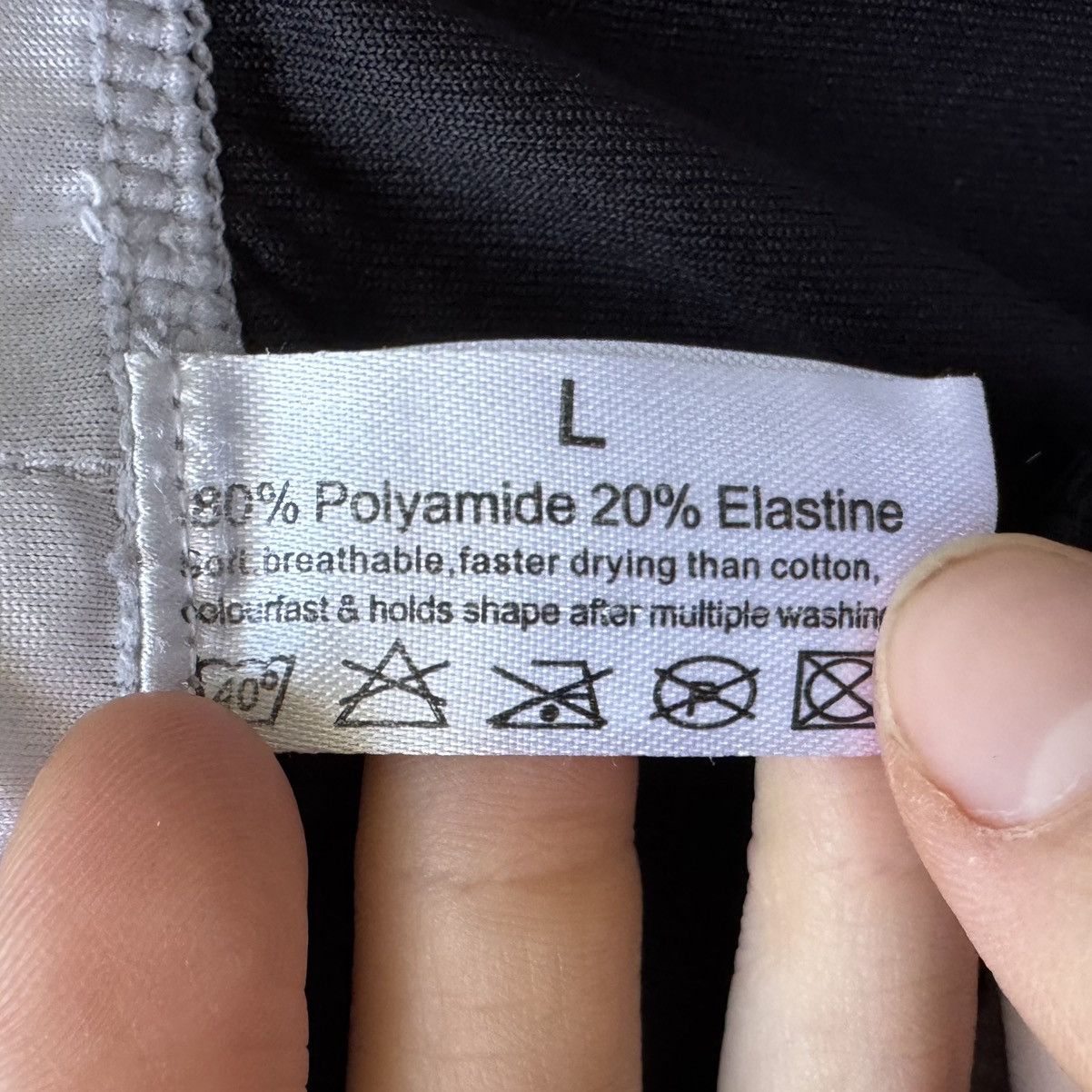 Other RETRO DOLPHIN TRACK SHORTS Size US 26 / EU 42 - 3 Thumbnail