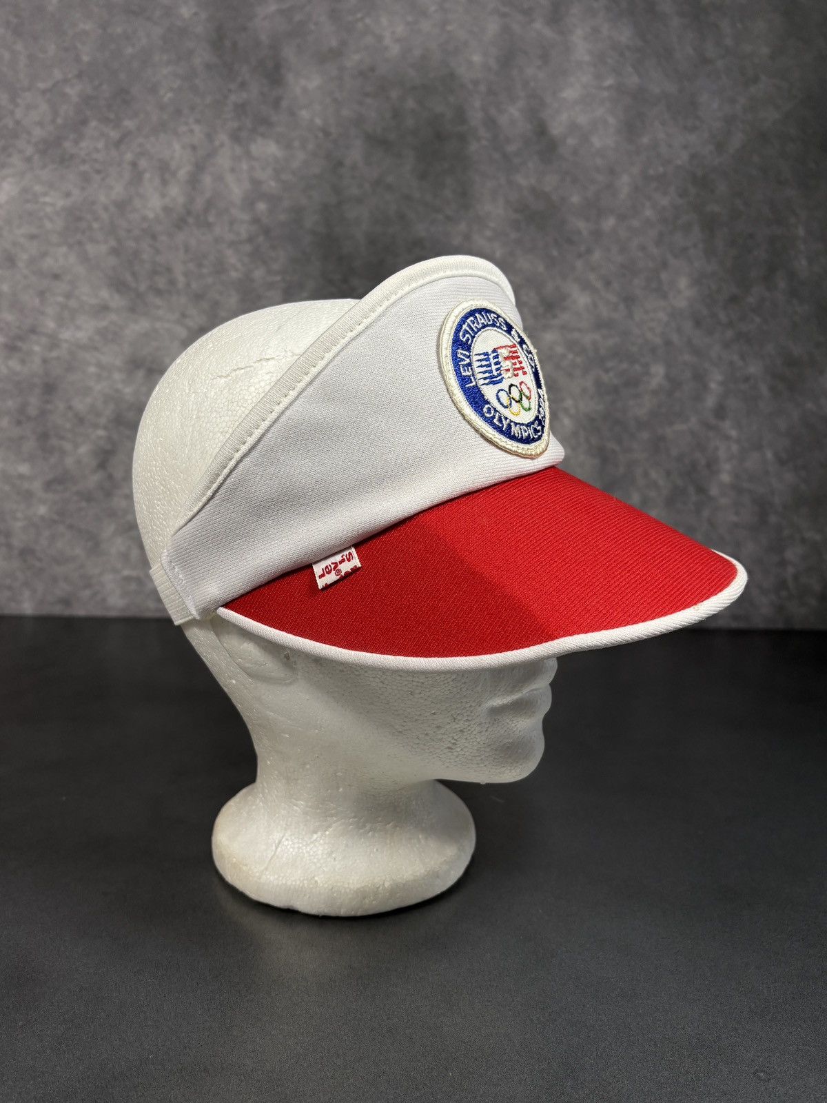 Levi's Levi's 1984 Olympics Visor 1980s Vintage Levis Hat Sport Cap Size ONE SIZE - 8 Thumbnail