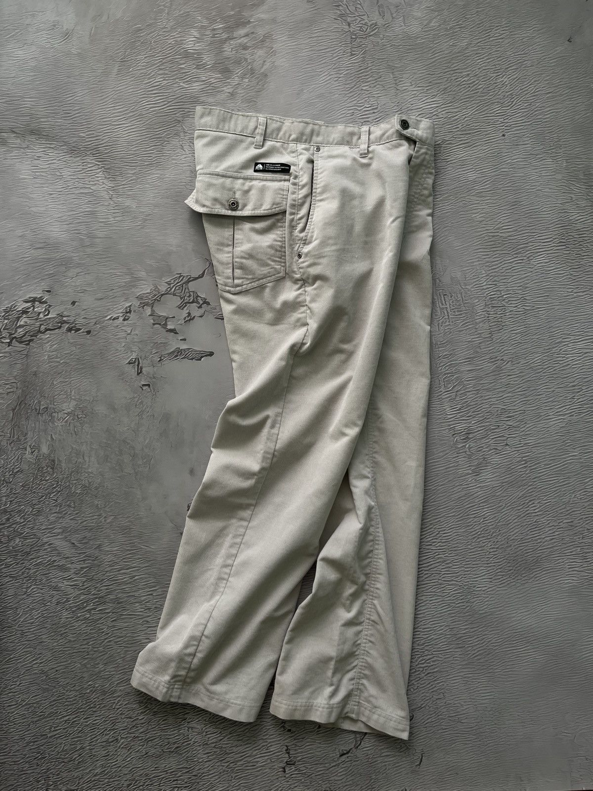 Vintage Y2K Nike ACG Vintage Velvet Streetwear Pants White Size US 32 / EU 48 - 1 Thumbnail