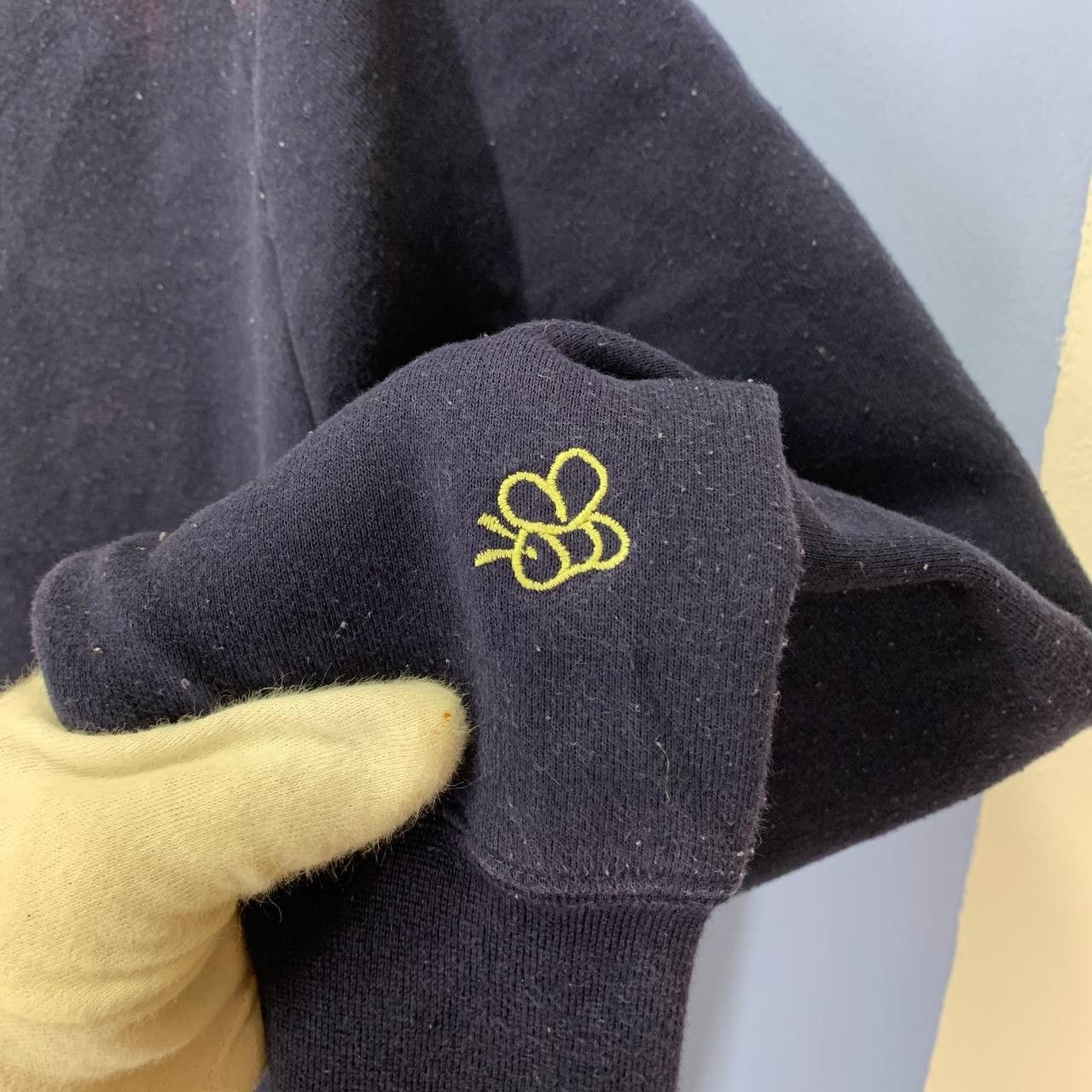 Disney Vintage POOH by TOKYO DISNEY RESORT Sweatshirt #2085/16 Size US L / EU 52-54 / 3 - 6 Thumbnail