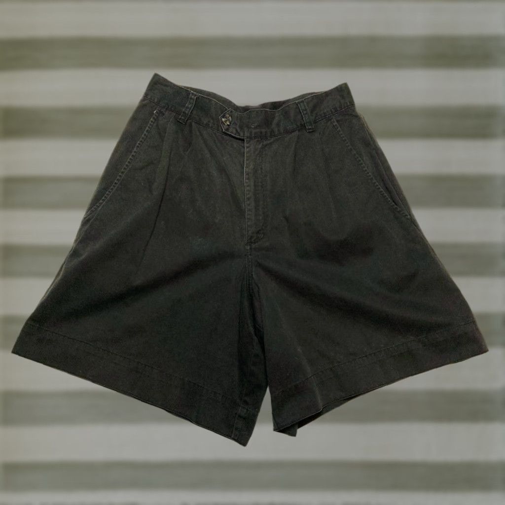 Patagonia Patagonia Shorts Womens 90s Black Pleated Cotton High Rise Twill Zip Closure Size 12 Vintage Mens? Size 34" / US 12 / IT 48 - 1 Thumbnail