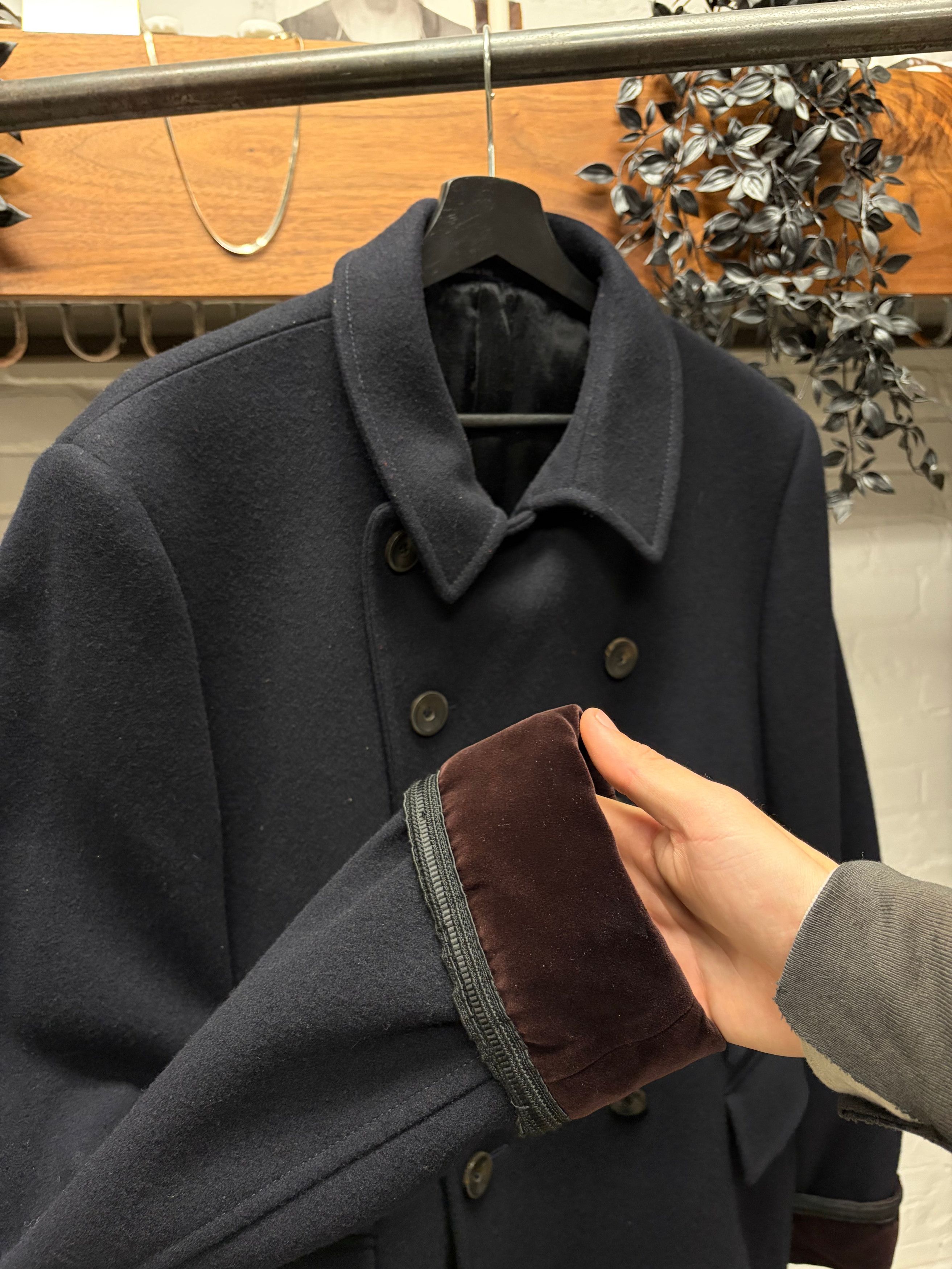 Gucci Vintage Gucci by Frida Giannini Double Breasted Wool Coat with Velvet Trim Size US L / EU 52-54 / 3 - 2 Thumbnail
