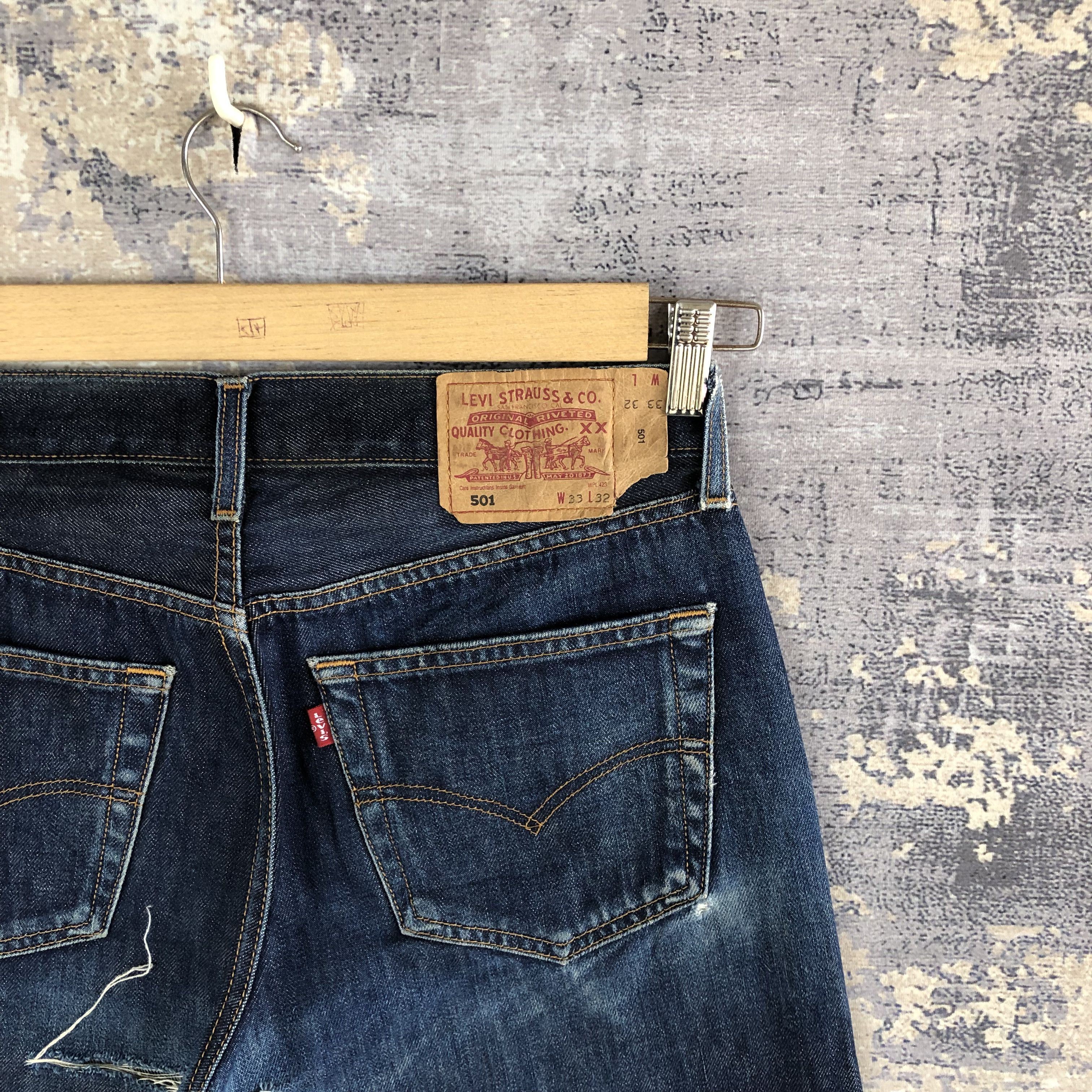 Levi's Vintage Levis 501 Blue Jeans Levi's 501 Distressed Denim Size US 30 / EU 46 - 5 Thumbnail