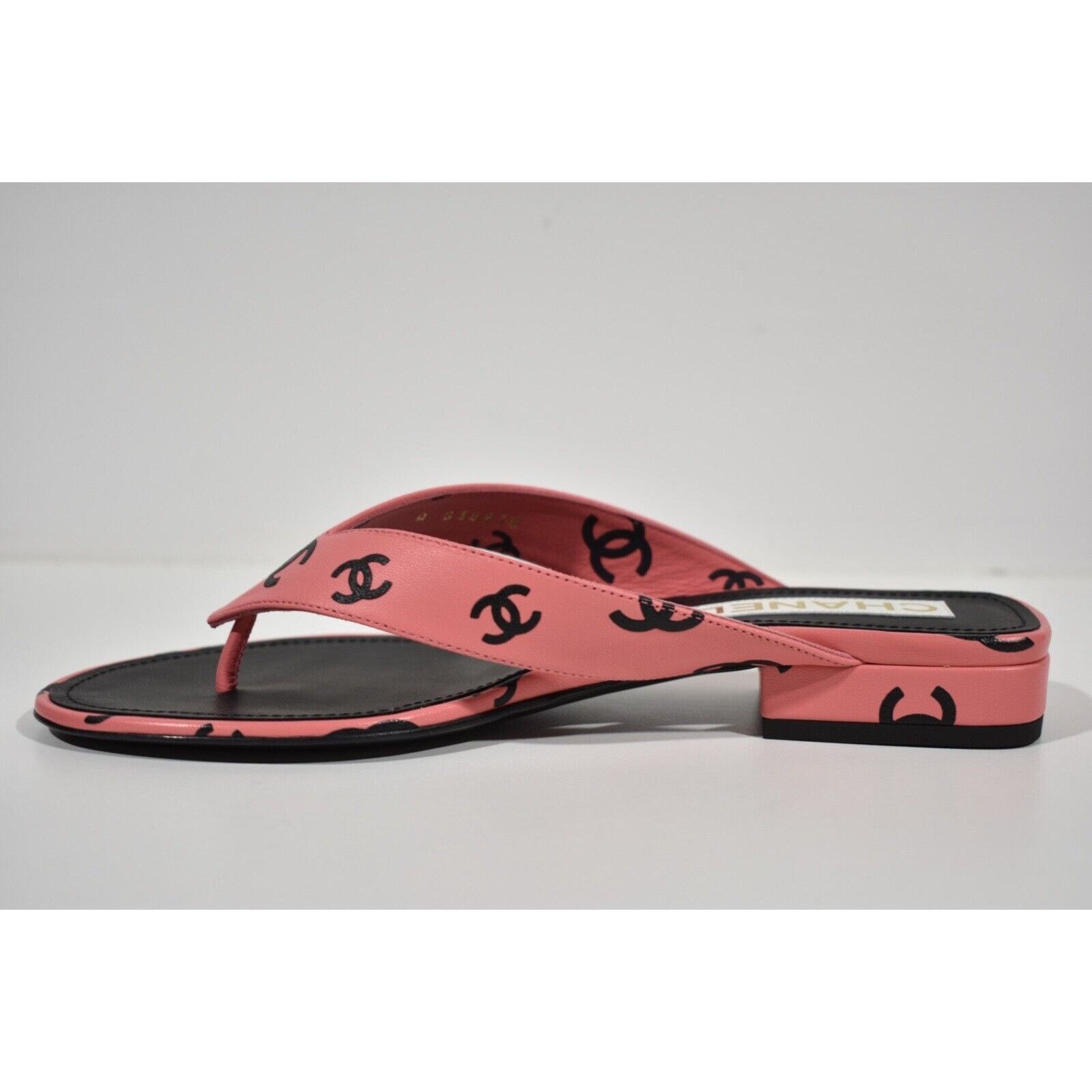 Chanel Chanel 22S Pink Black Printed Lambskin CC Logo Thong Size US 11 / IT 41 - 9 Thumbnail