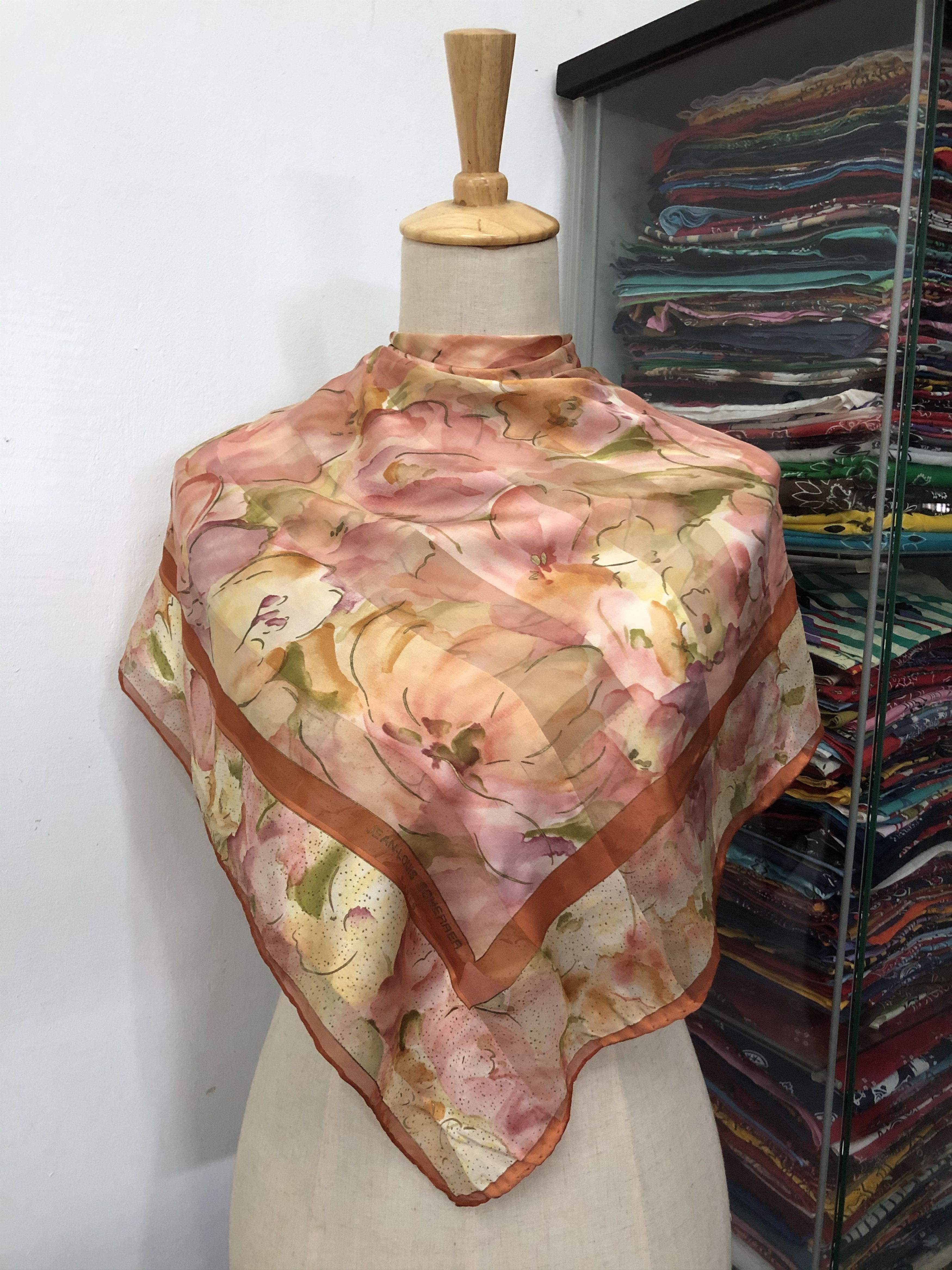 Jean-Louis Scherrer × Vintage Vintage Jean Louis Scherrer Silk Scarf Size ONE SIZE - 1 Thumbnail
