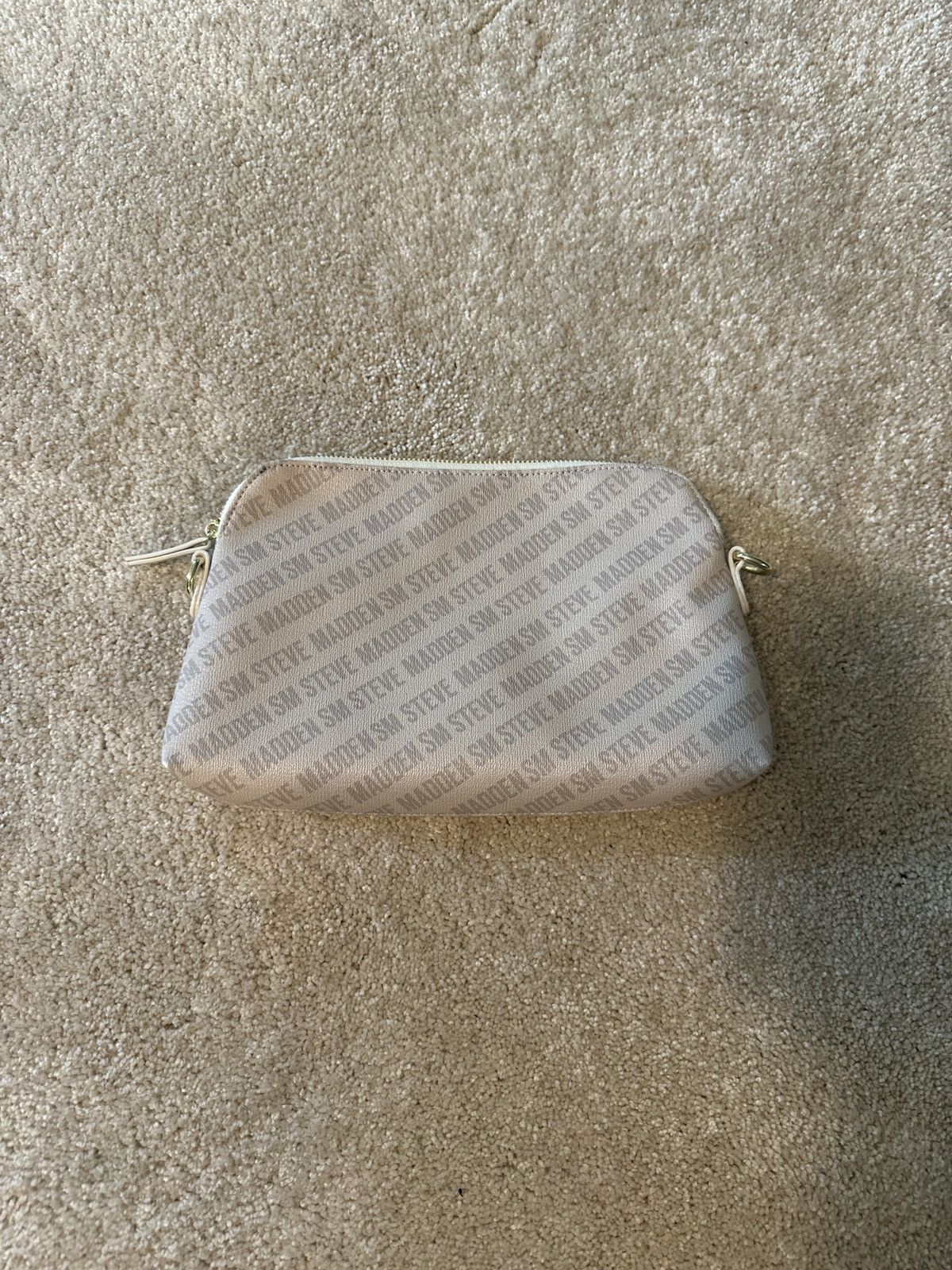 Steve Madden Steve Madden Hand bag without handle Size ONE SIZE - 2 Thumbnail