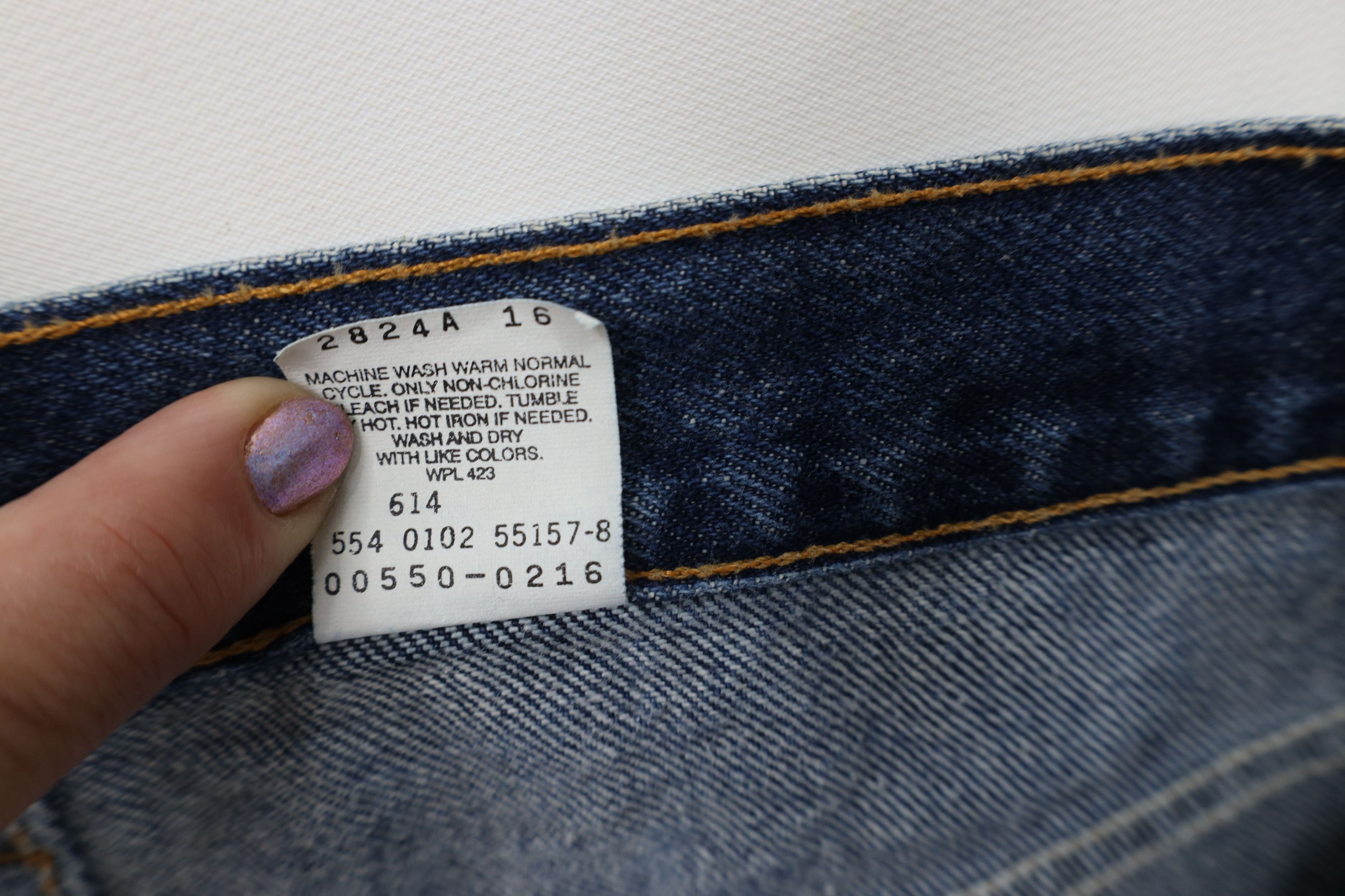 Levi's Vintage Y2K 2002 Levis 550 Relaxed Fit Denim Jeans Blue USA Size US 34 / EU 50 - 10 Thumbnail