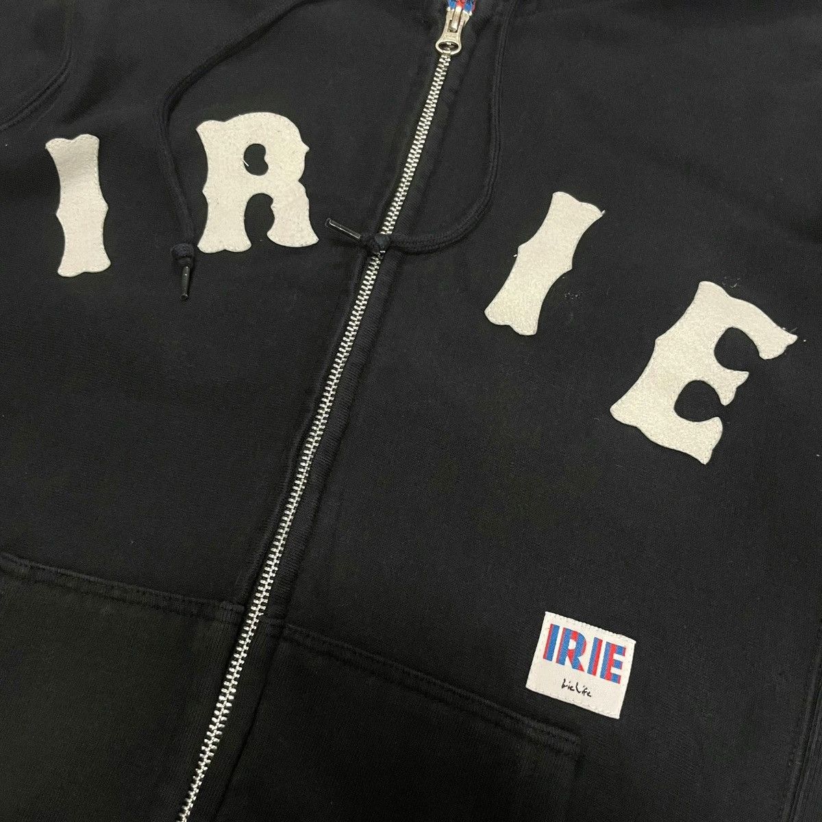Bob Marley IRIE by IRIE LIFE Black Hoodie Size US M / EU 48-50 / 2 - 9 Thumbnail
