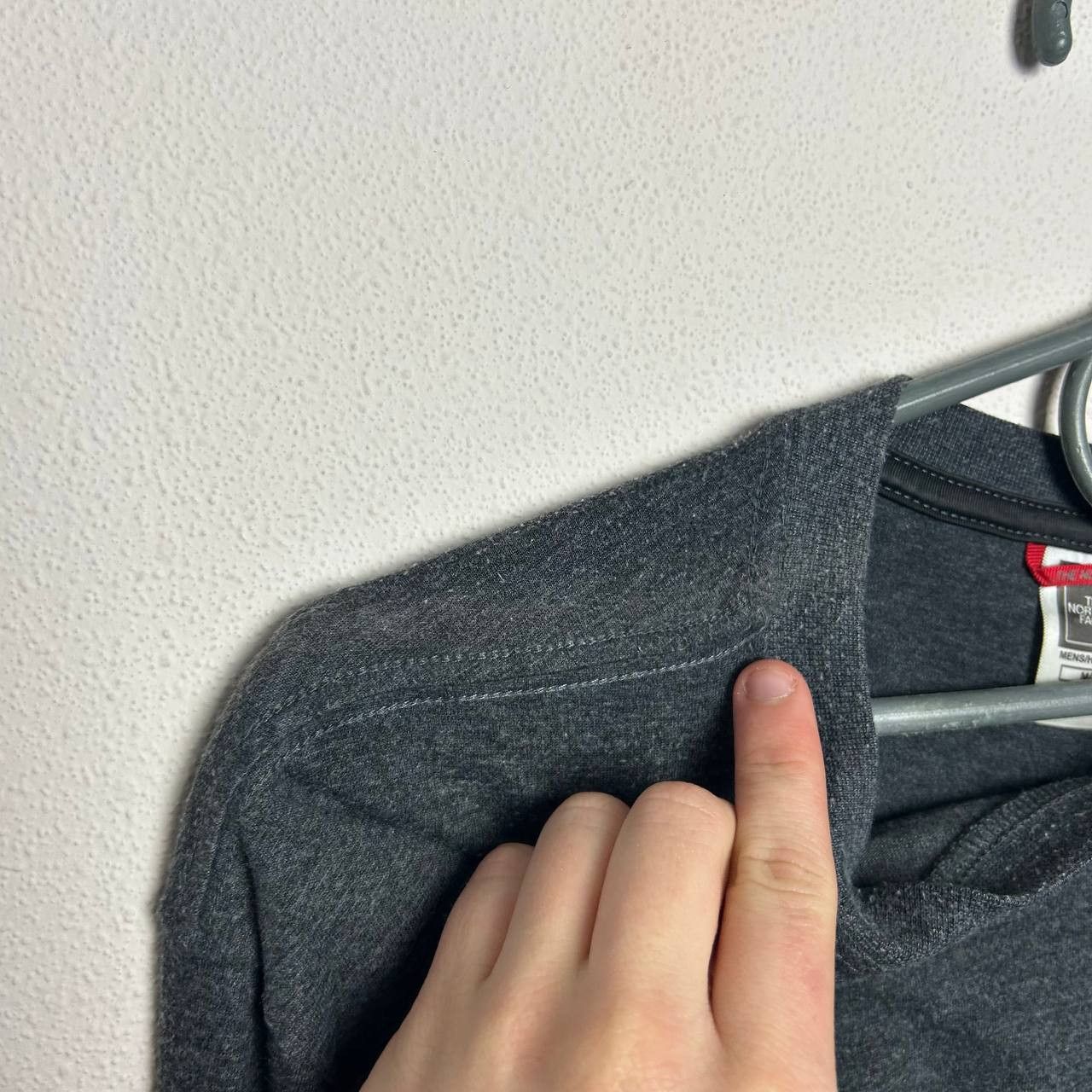 The North Face Mens The North Face big logo streetwear outdoor longsleeve Size US M / EU 48-50 / 2 - 7 Thumbnail