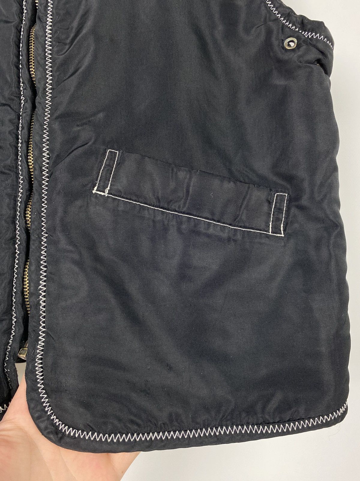 Diesel 1990s Vintage Distressed Diesel Reversible Nylon Sherpa Vest Size US S / EU 44-46 / 1 - 4 Thumbnail