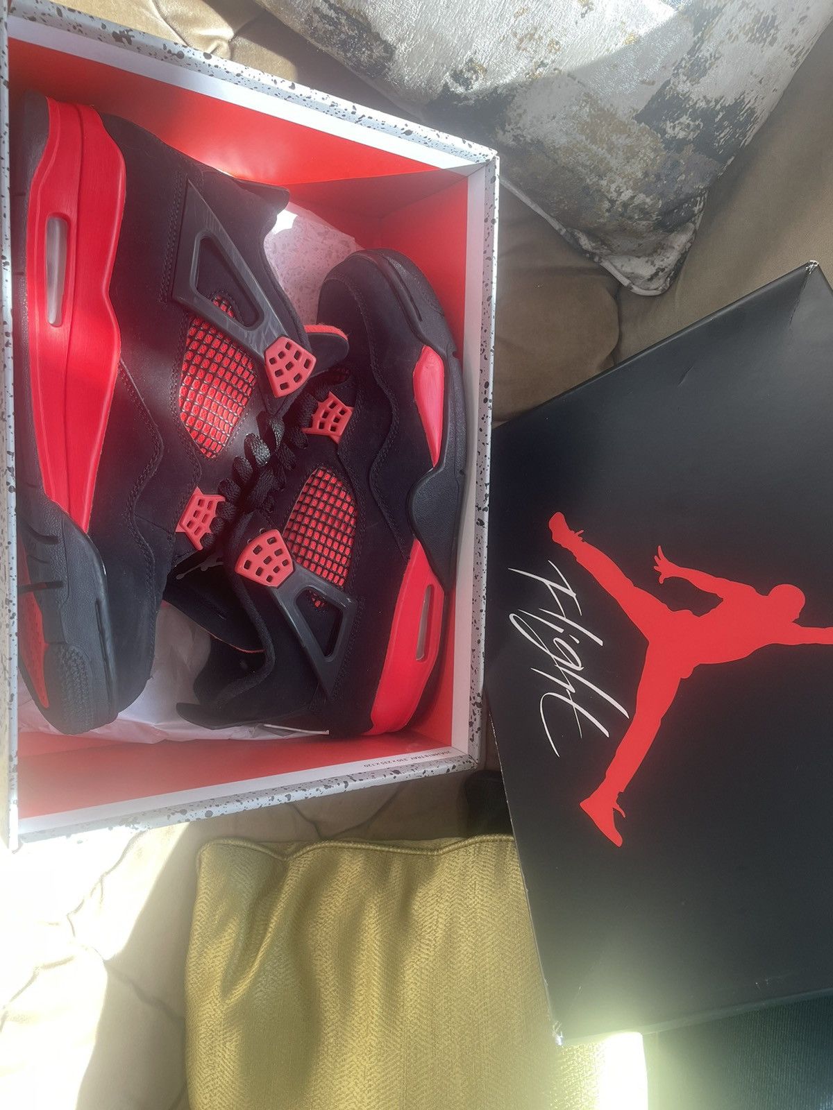image of Jordan Nike Air Jordan 4 Retro ‘Red Thunder’ Shoes in Black/Red, Men's (Size 9)