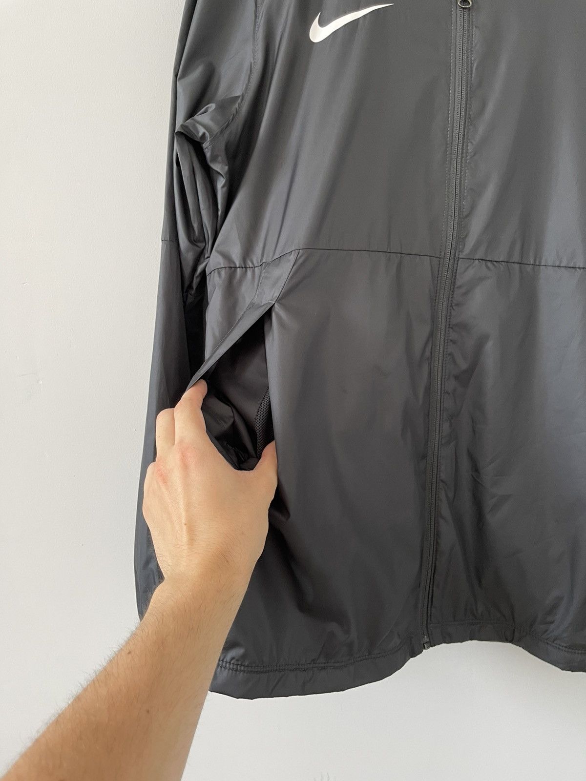 Nike Nike Light Windbreaker Zip Up Training Sports Park 20 Jacket Size US M / EU 48-50 / 2 - 6 Thumbnail
