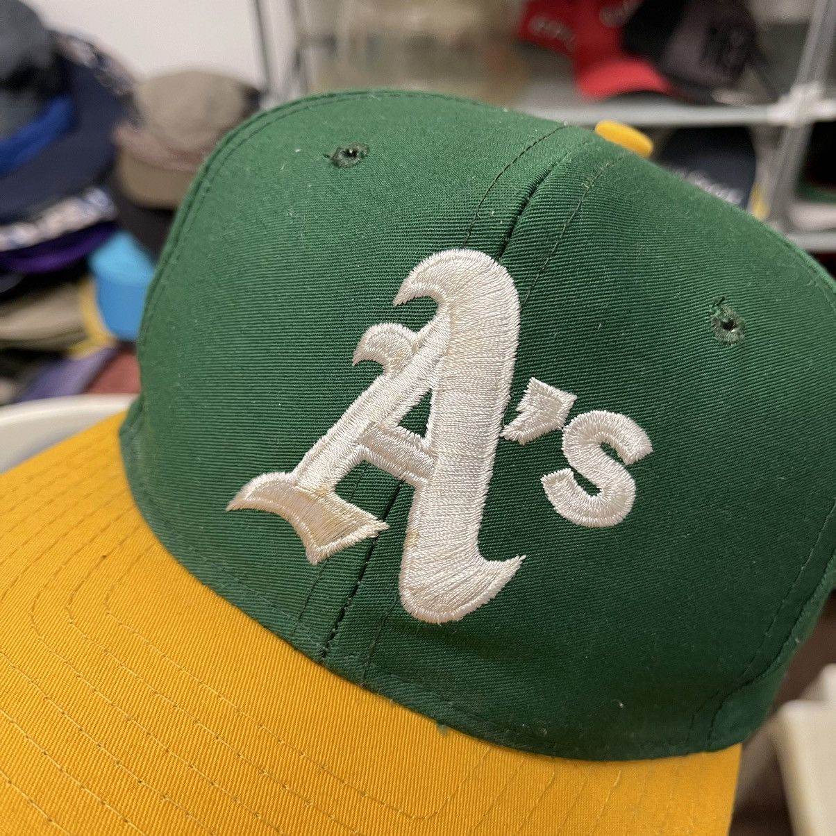 MLB 🔥NEED SOLD ASAP🔥vintage Oakland athletic snapback hat Size ONE SIZE - 9 Thumbnail