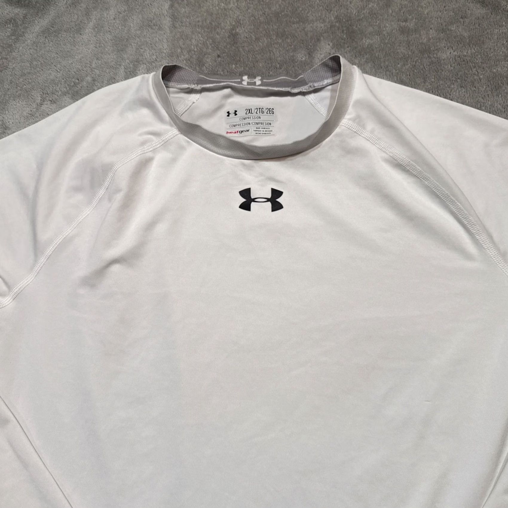 Under Armour Under Armour Shirt Mens 2XL White HeatGear Compression Long Sleeve Gym Athletic Crew Neck Raglan Logo Moisture Wicking Quick Dry Lightweight Size US XXL / EU 58 / 5 - 2 Thumbnail