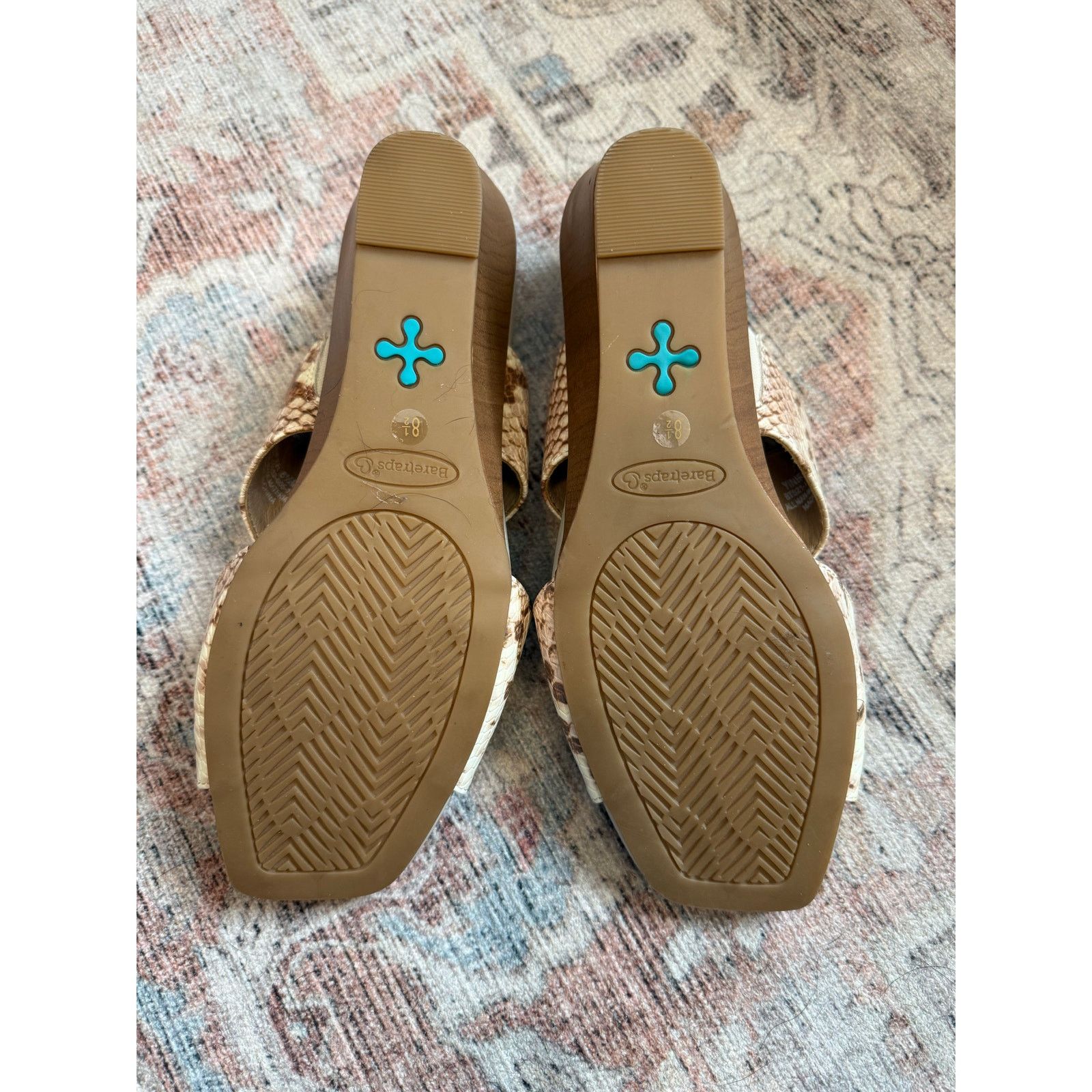 Nordstrom Baretraps Yinifer Snakeskin Wedge Cream/Brown Sandal Sz 8.5 Size US 8.5 / IT 38.5 - 4 Thumbnail