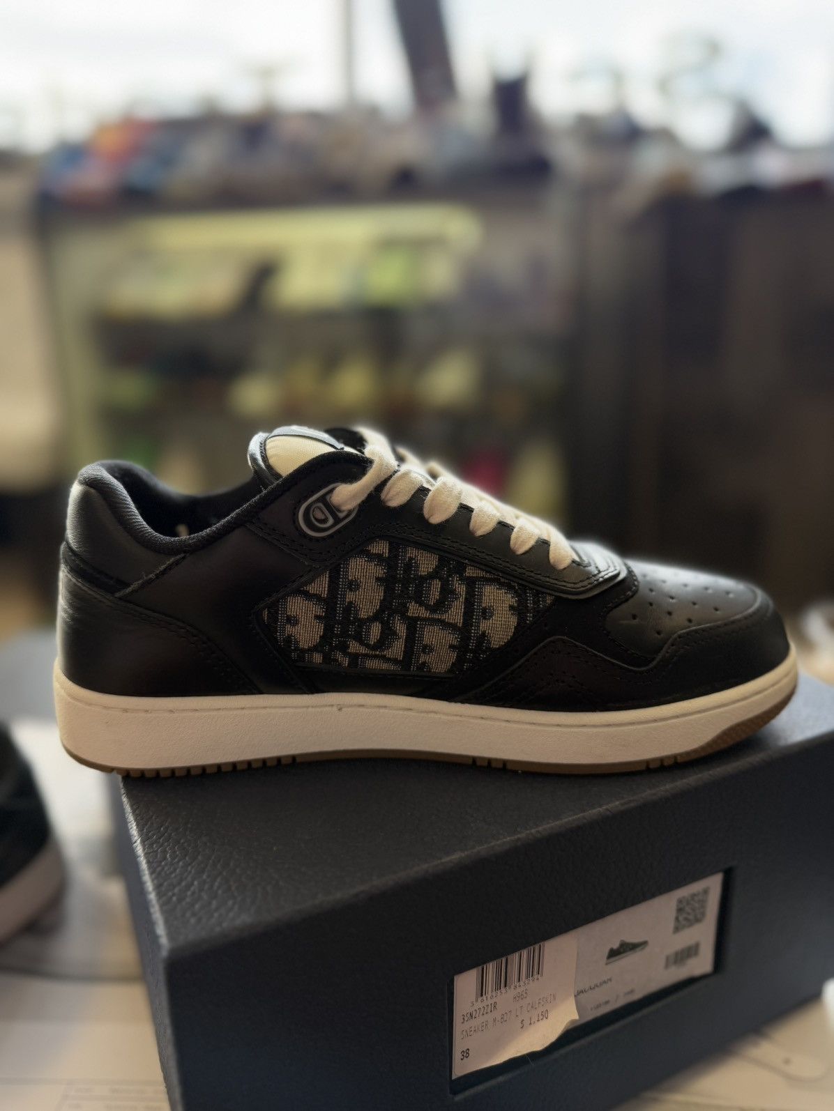 Dior Dior Low Top Calfskin Sneakers Size 38EU/5US Men’s Size US 5 / EU 37 - 5 Thumbnail
