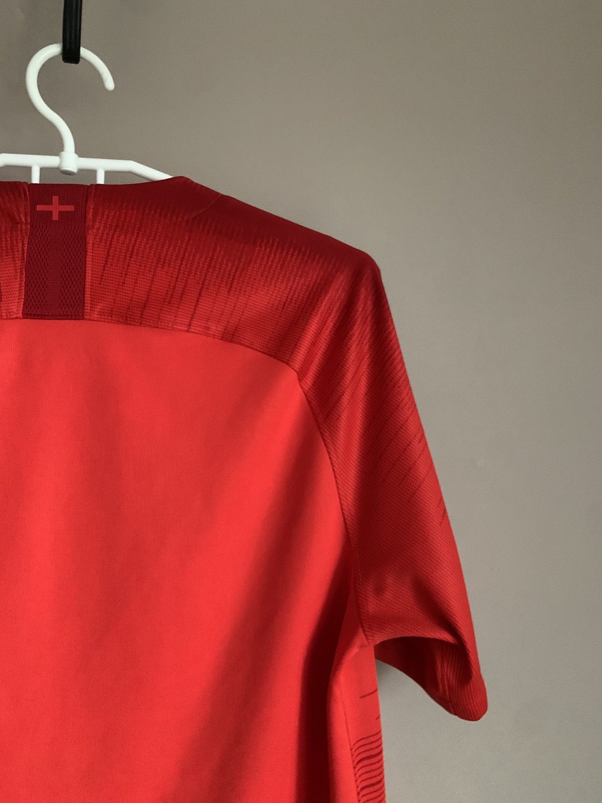 Nike England 2018 World Cup Football Shirt Nike Soccer Jersey M Size US M / EU 48-50 / 2 - 7 Thumbnail