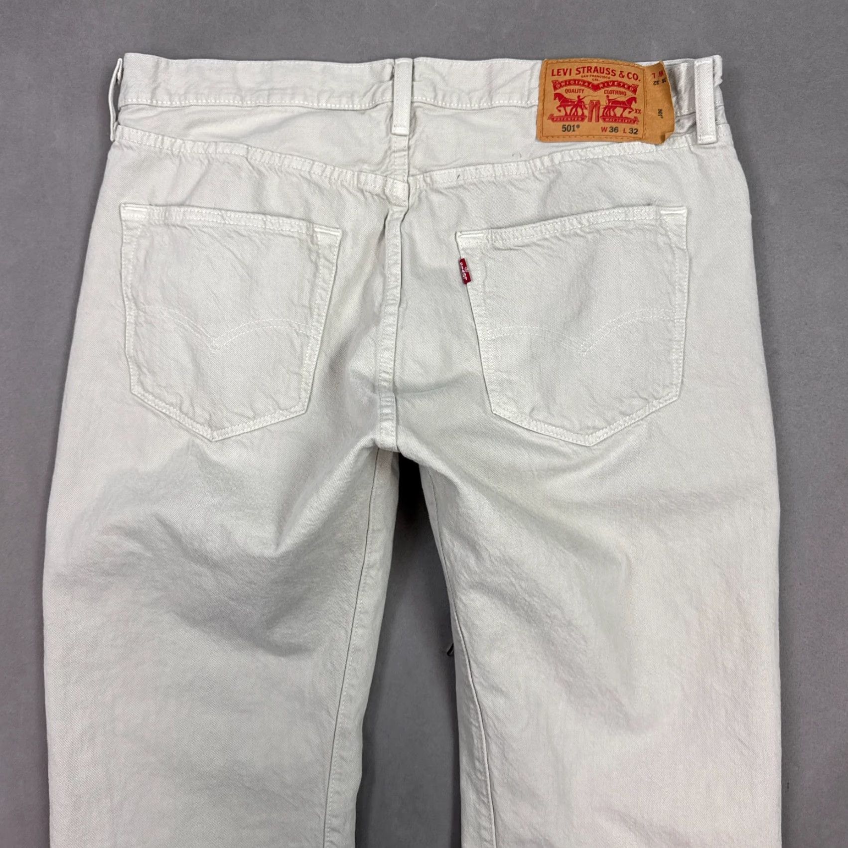 Levi's VINTAGE Levis 501 Jeans Mens 36x32 Beige Button Fly Denim Pants Faded Work Chore Office Size US 36 / EU 52 - 5 Thumbnail
