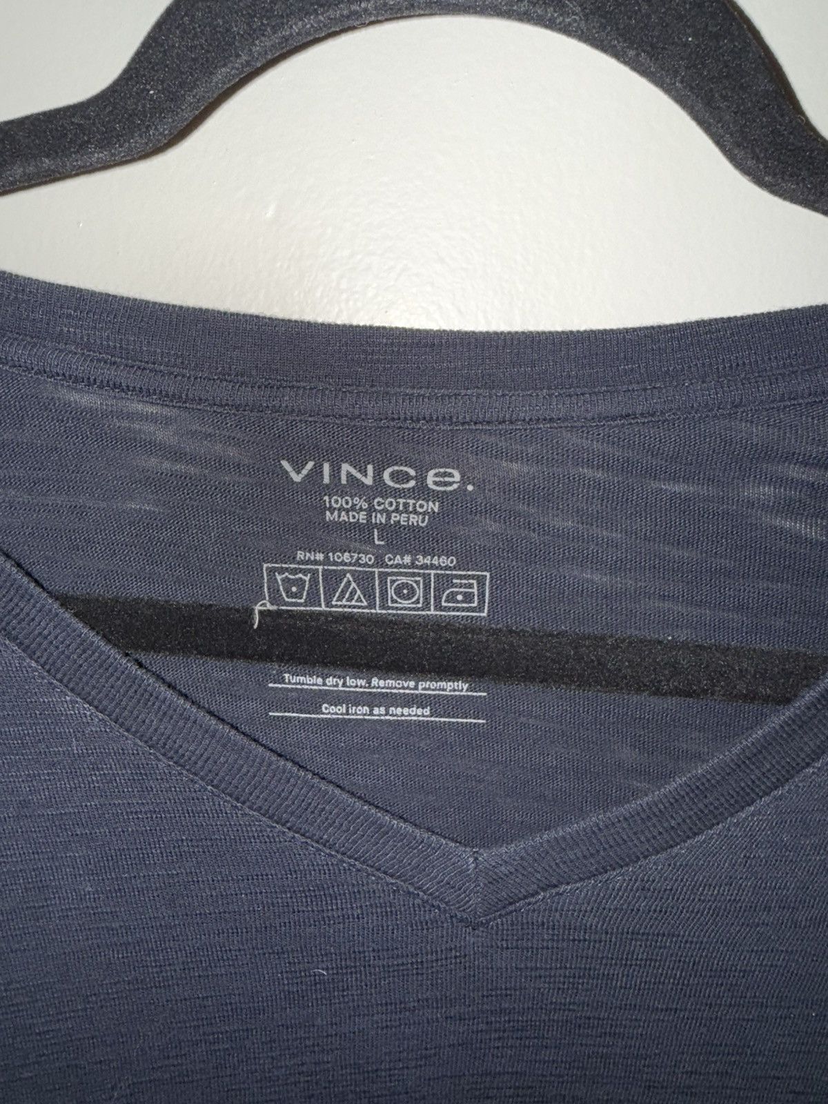 Vince Vince V-Neck T-Shirt Size US XL / EU 56 / 4 - 2 Thumbnail