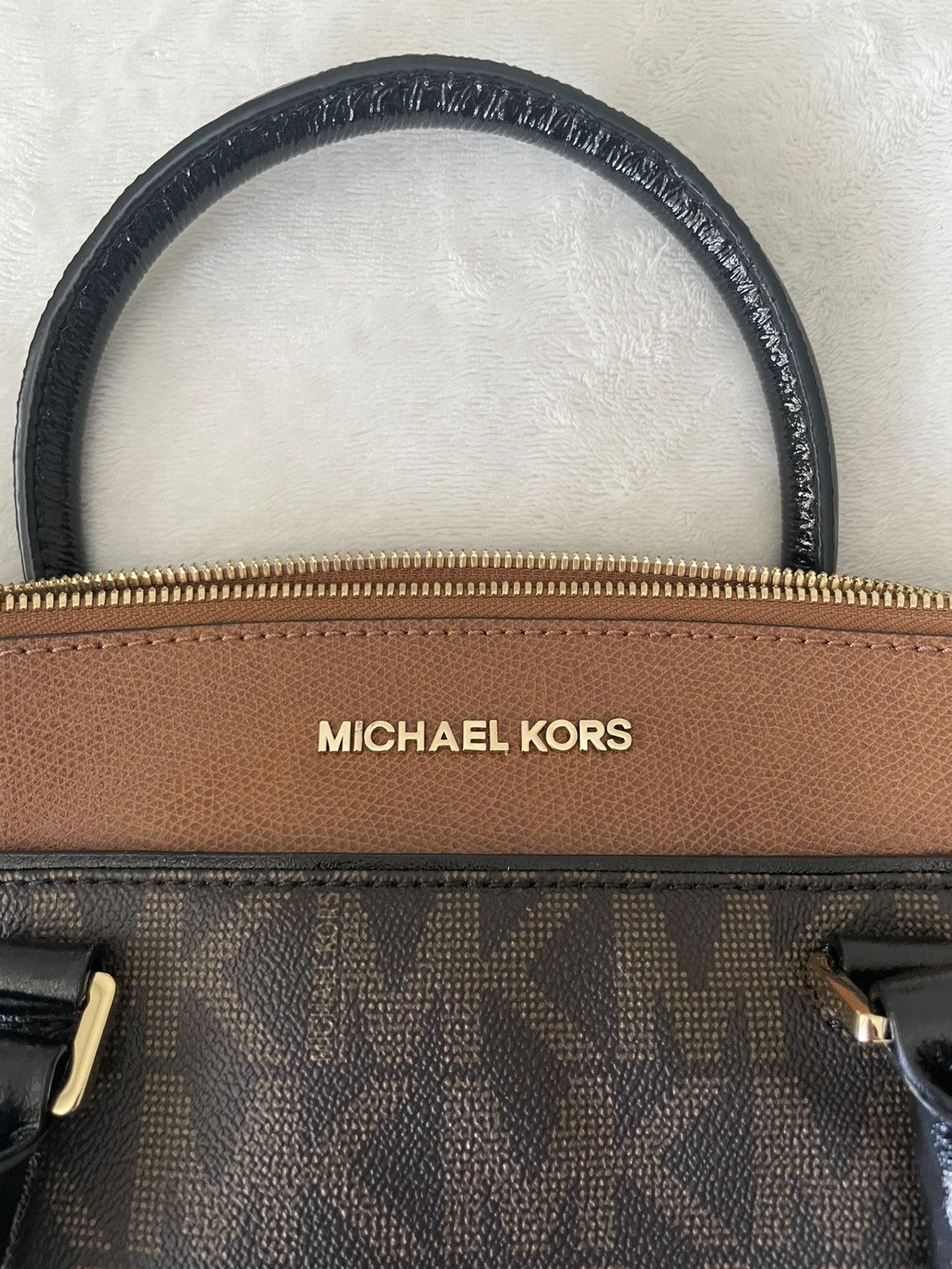 Michael Kors Michael Kors Aubrey MD Satchel Size ONE SIZE - 2 Thumbnail