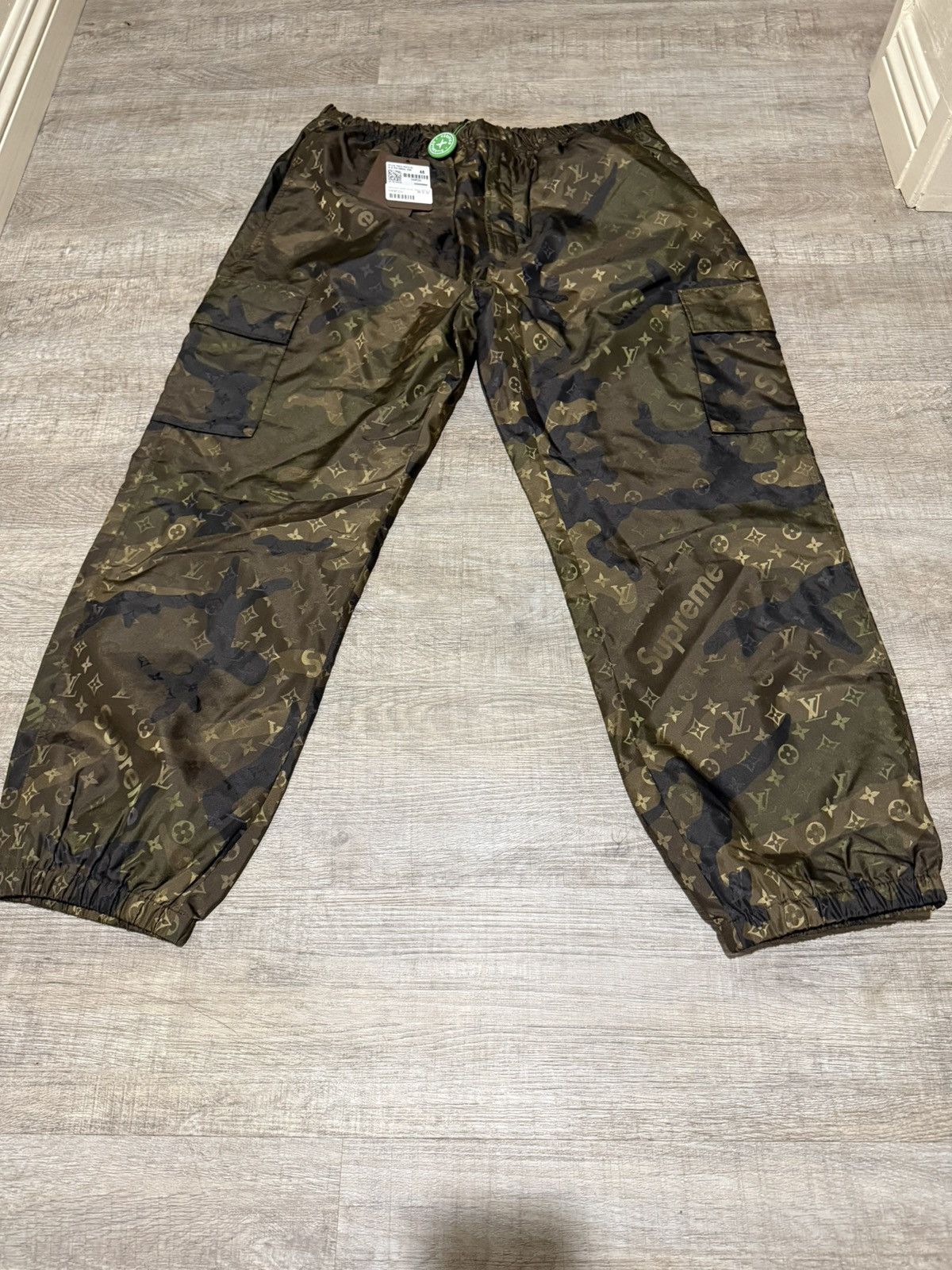 Louis Vuitton × Supreme Track Pants / Sweat Pants / Joggers Size US 38 / EU 54 - 1 Thumbnail