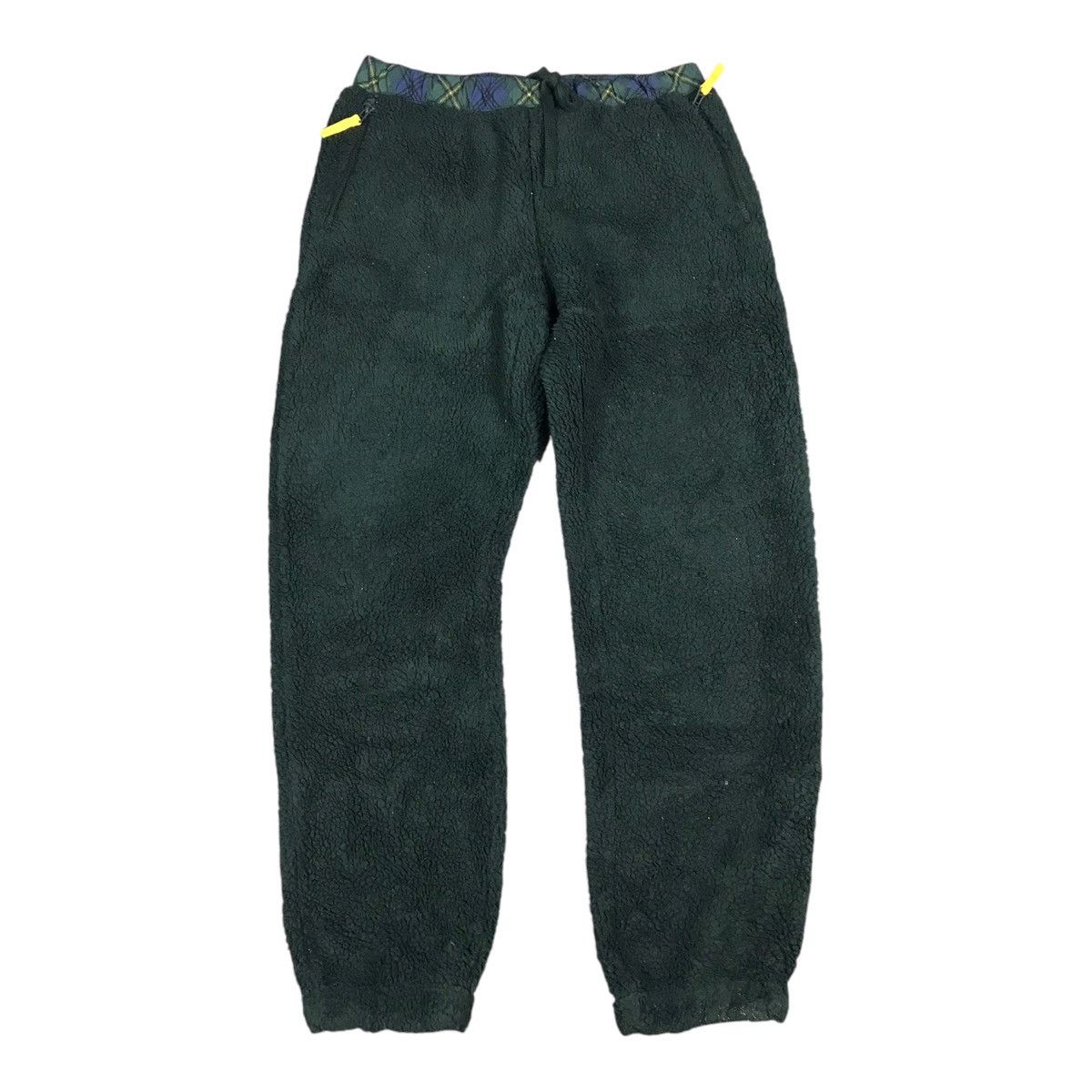 JW Anderson × Uniqlo J.W ANDERSON X UNIQLO GREEN FLEECE SHERPA SWEATPANTS Size US 32 / EU 48 - 1 Thumbnail
