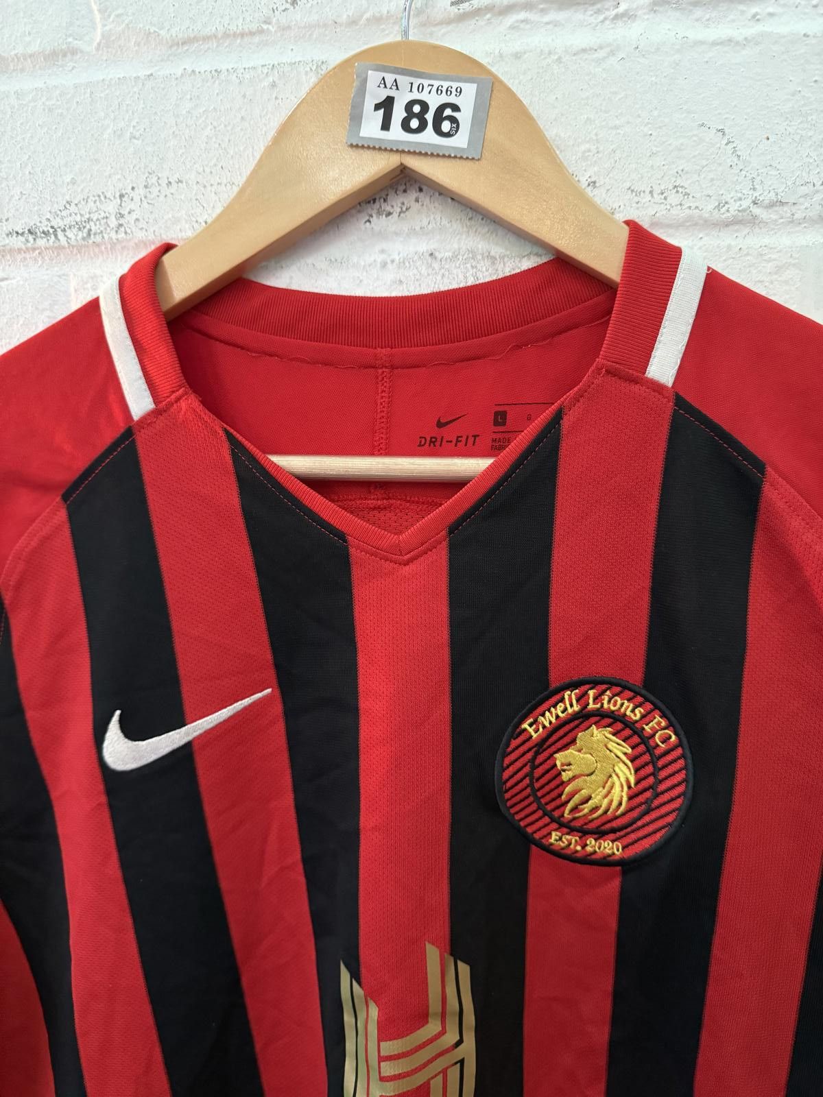 Nike Nike Ewell Lions FC Soccer Jersey Red and Black Striped Size Size US L / EU 52-54 / 3 - 3 Thumbnail