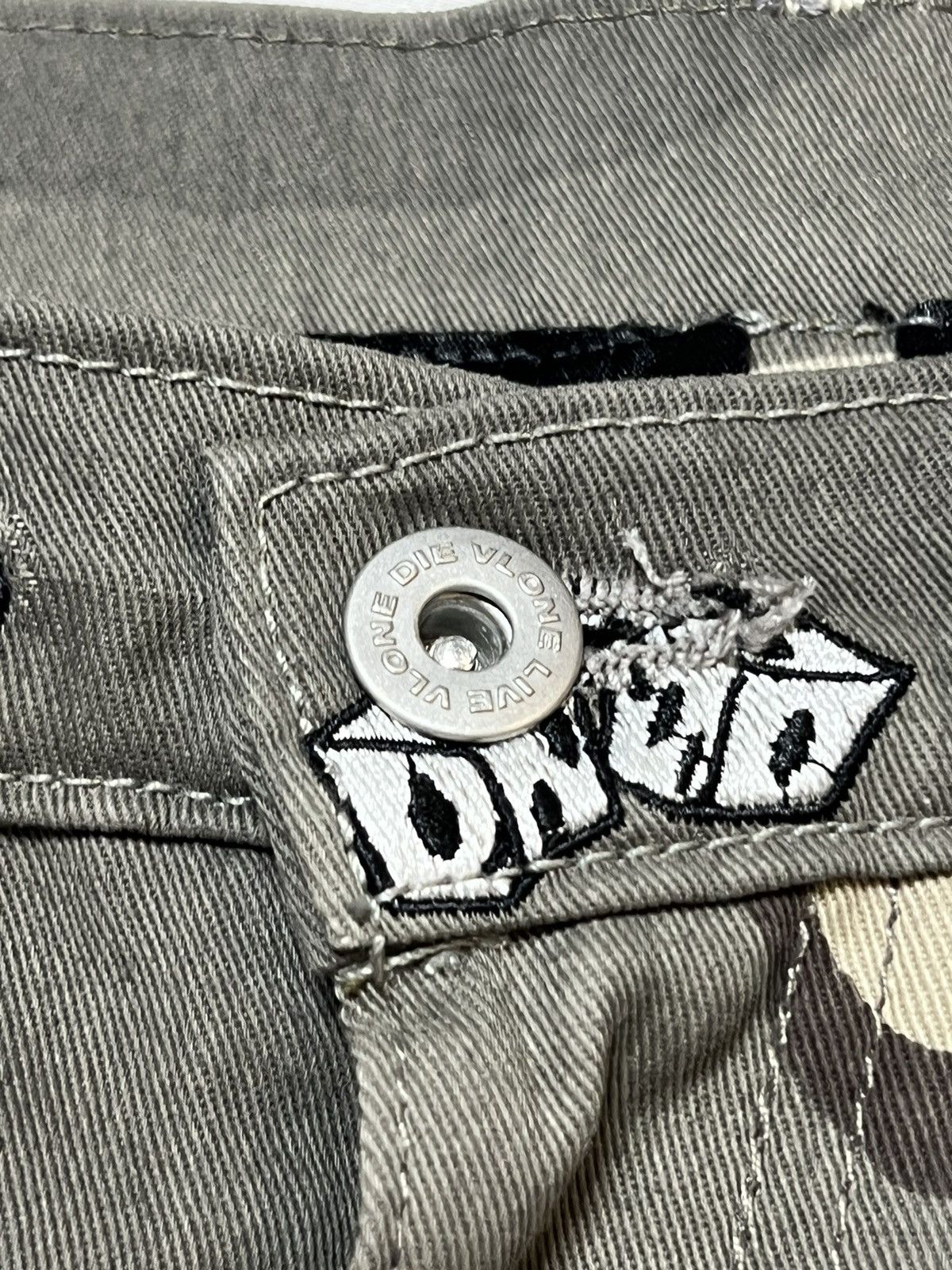 Vlone Vlone Unreleased Desert Camo Dice Pants Size US 32 / EU 48 - 17 Thumbnail