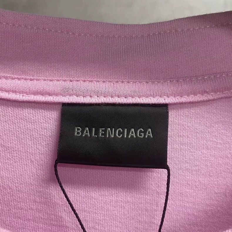 Balenciaga Balenciaga Pink love heart print logo short sleeve Size US S / EU 44-46 / 1 - 3 Thumbnail
